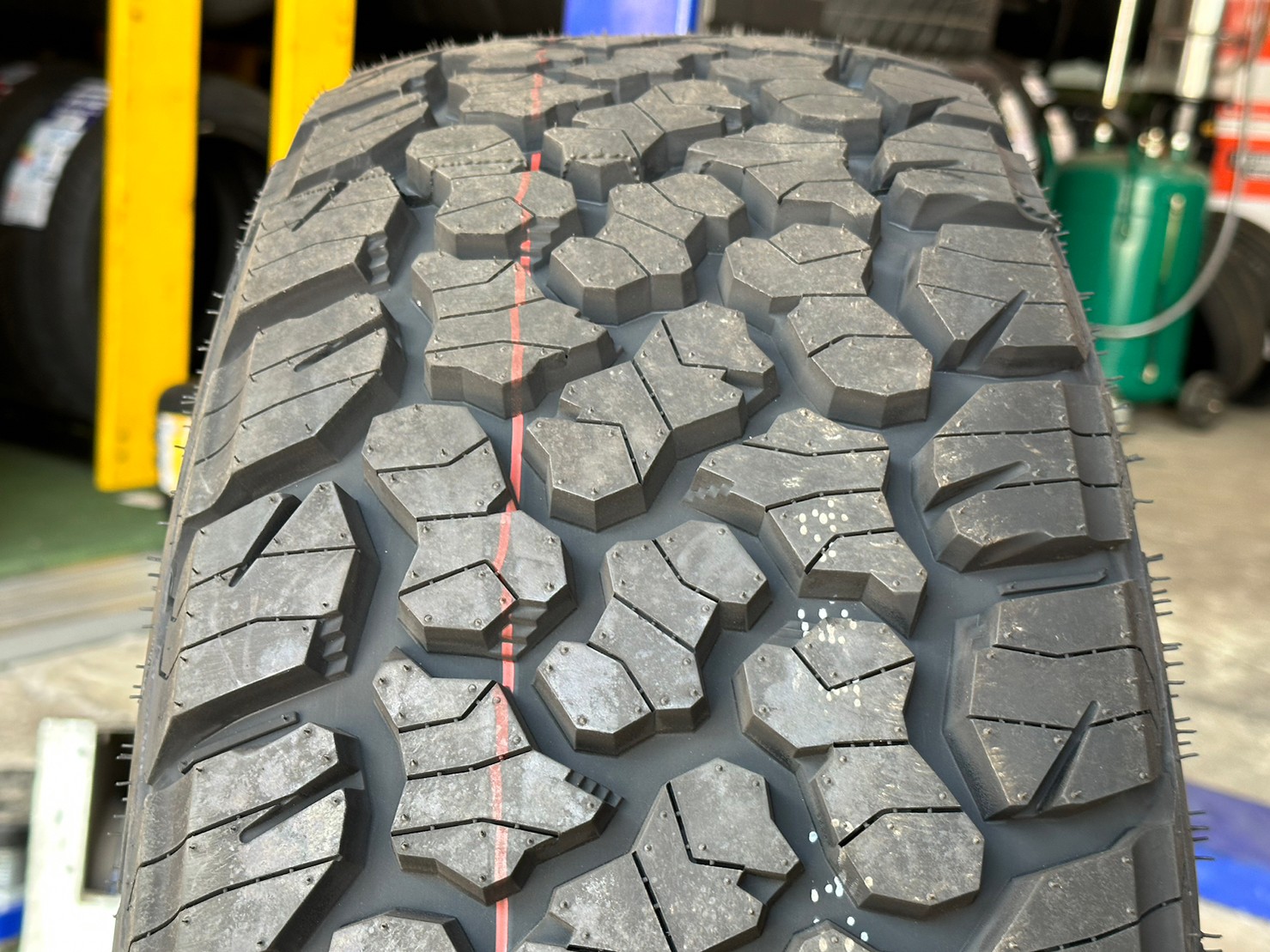 OTANI SA2000 265/60R18 ยางใหม่ปี2023