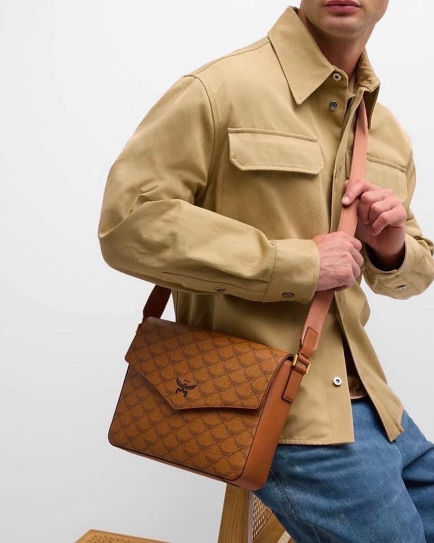 กระเป๋าสะพายข้างผู้ชายแบรนด์MCM Himmel Messenger Bag