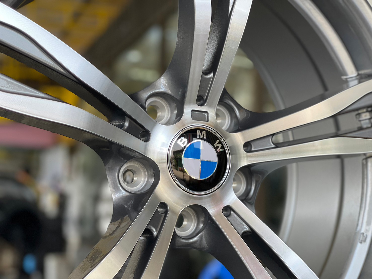 ล้อแม็กซ์ใหม่ขอบ19 BMW BM1 19x8.5 ET35 5x120