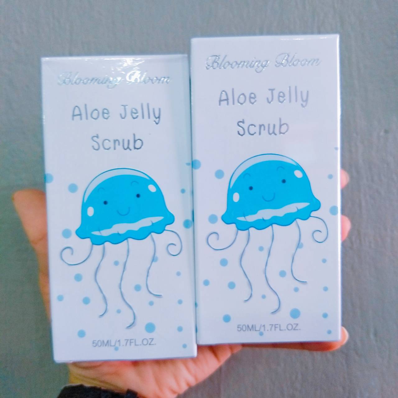 Aloe jelly scrub