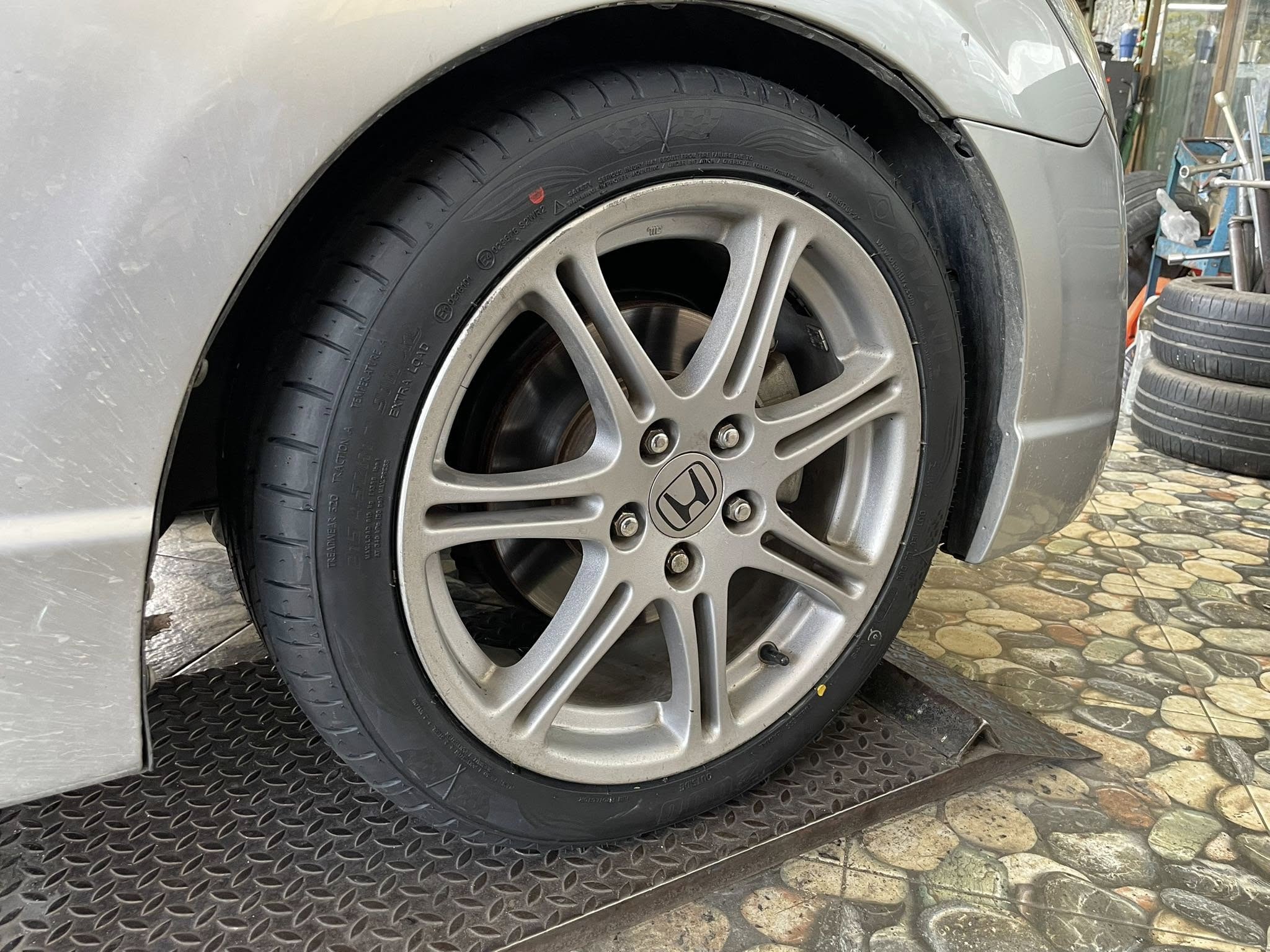 #HONDA_CIVIC 🚘เปลี่ยนยาง 🛞🐘#OTANI_KC2000_215/45R17