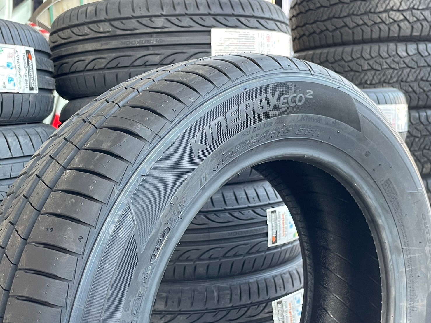 HANKOOK 195/60R15 รุ่น KINERGY ECO2 ยางใหม่ปี2024
