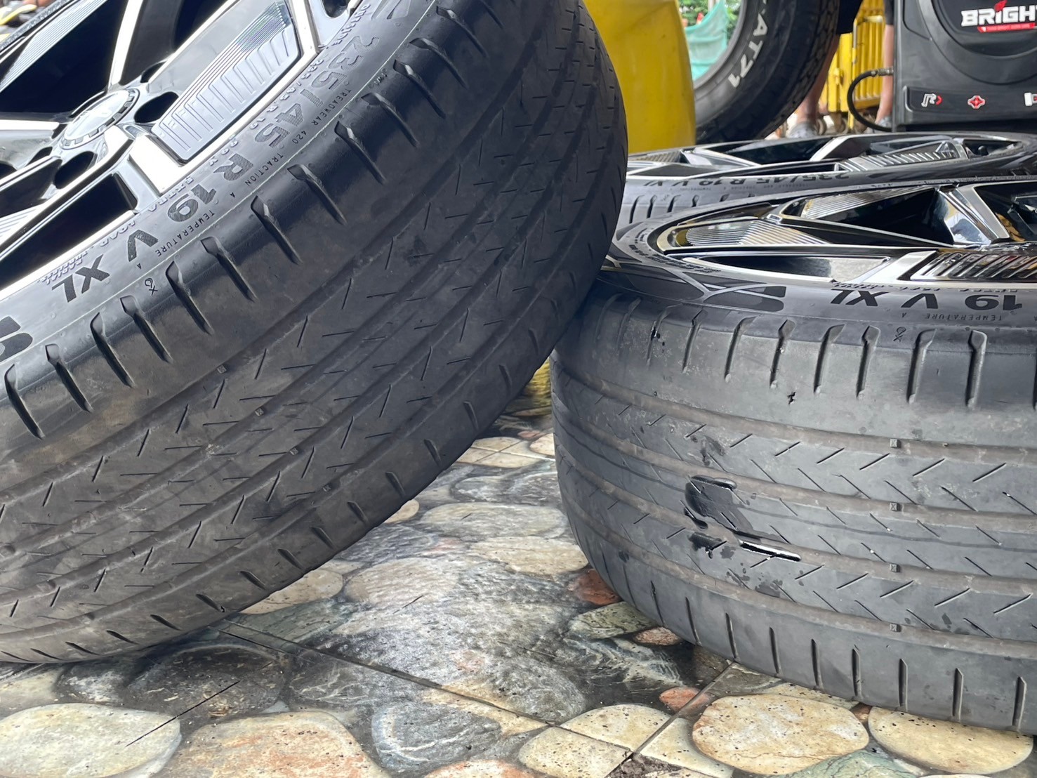 ล้อแม็กซ์ขอบ19 พร้อมยาง Continental 235/45R19 #BYD #SEAL 5x120 สภาพพร้อมใช้งาน