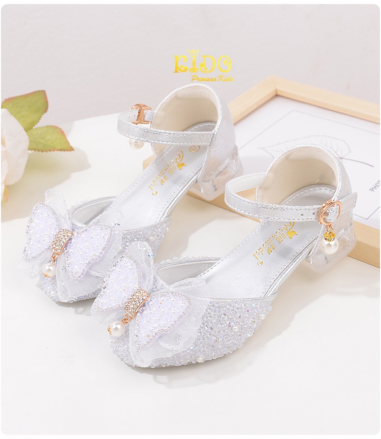 รองเท้าเด็กออกงาน(หน้าร้านอยู่รัชดา ลองได้)H150 สีเงิน เปิดข้างโบว์หน้าห้อยมุก