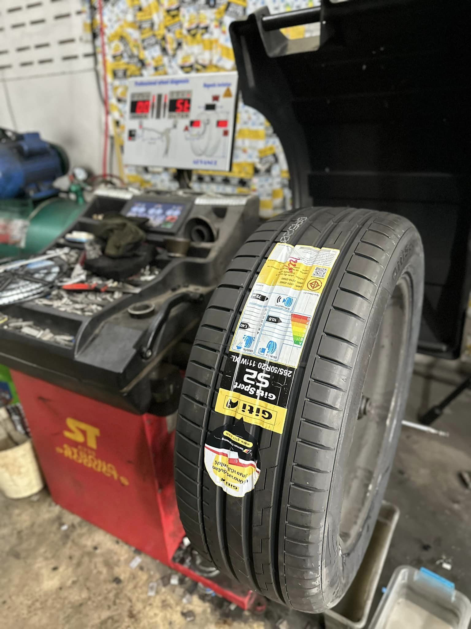 🚘 #Chevrolet_Trailblazer 🛞#Giti #SportS2 SUV 265/50R20