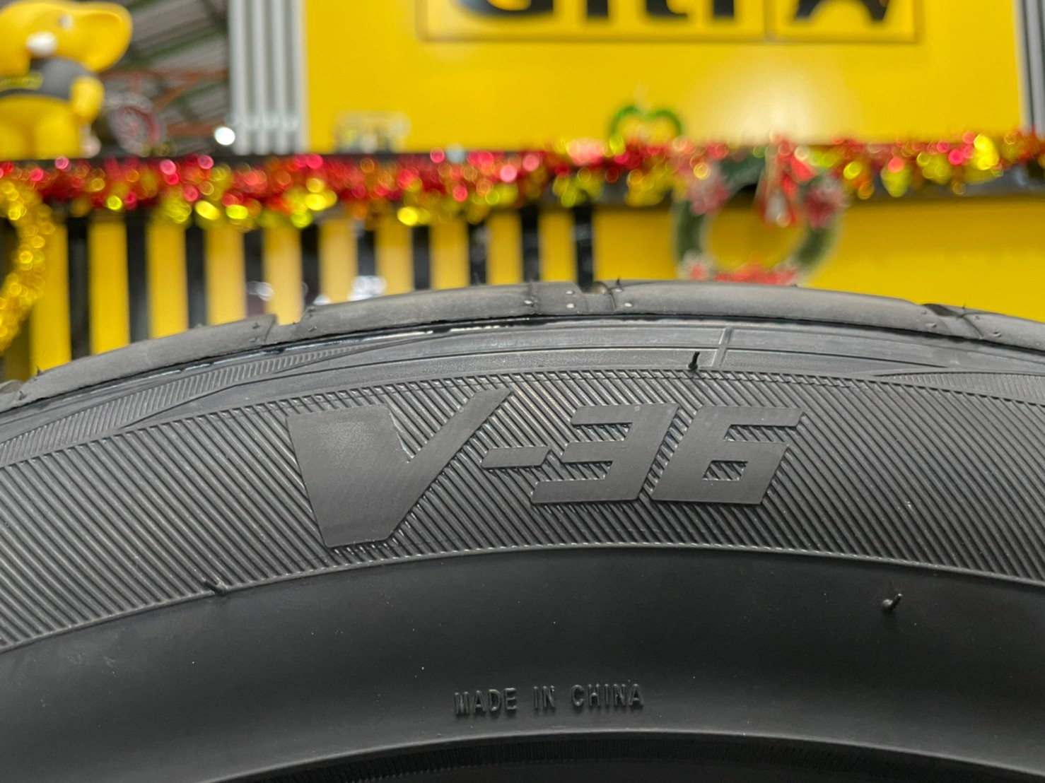 kinto v36 255/50R18 ยางใหม่ปี2023
