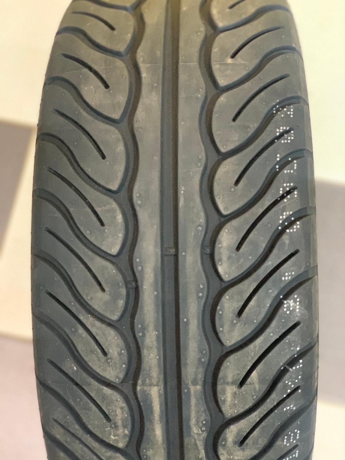 ยางซอฟ255/50R18 Sailun Atrezzo R01 ยางสปอร์ตลายซิ่ง ลายAD ยางใหม่ปี2021