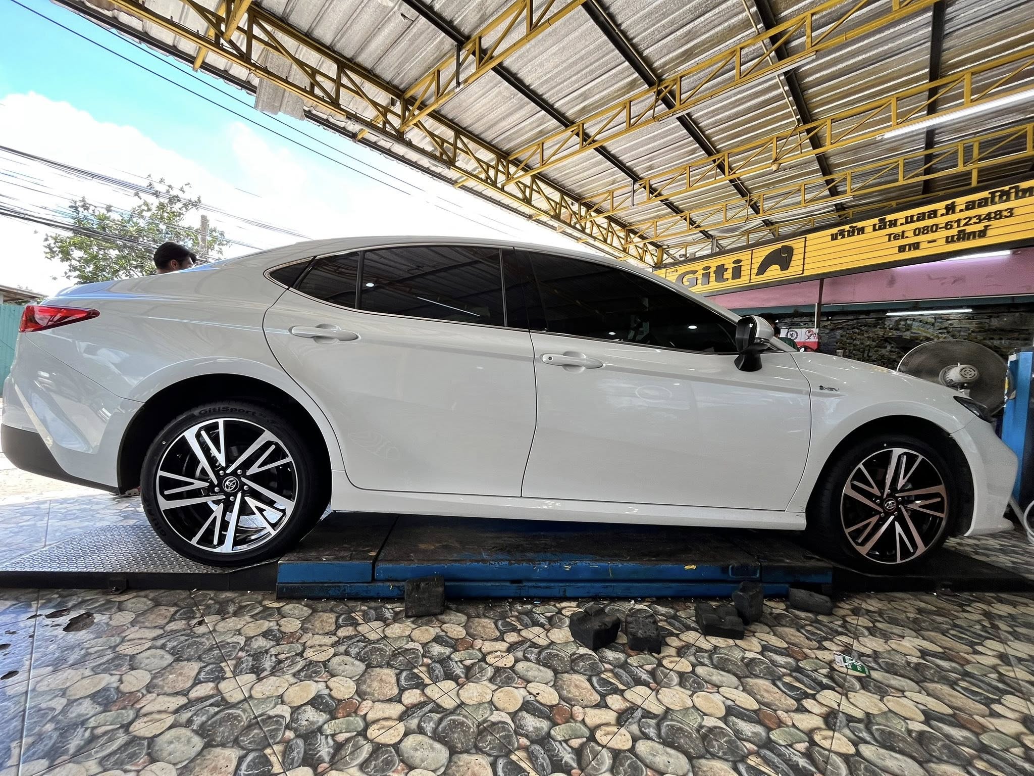 TOYOTA_CAMRY🚘 เปลี่ยนยาง 🛞🐘#GITI_SportS2_245/40R19