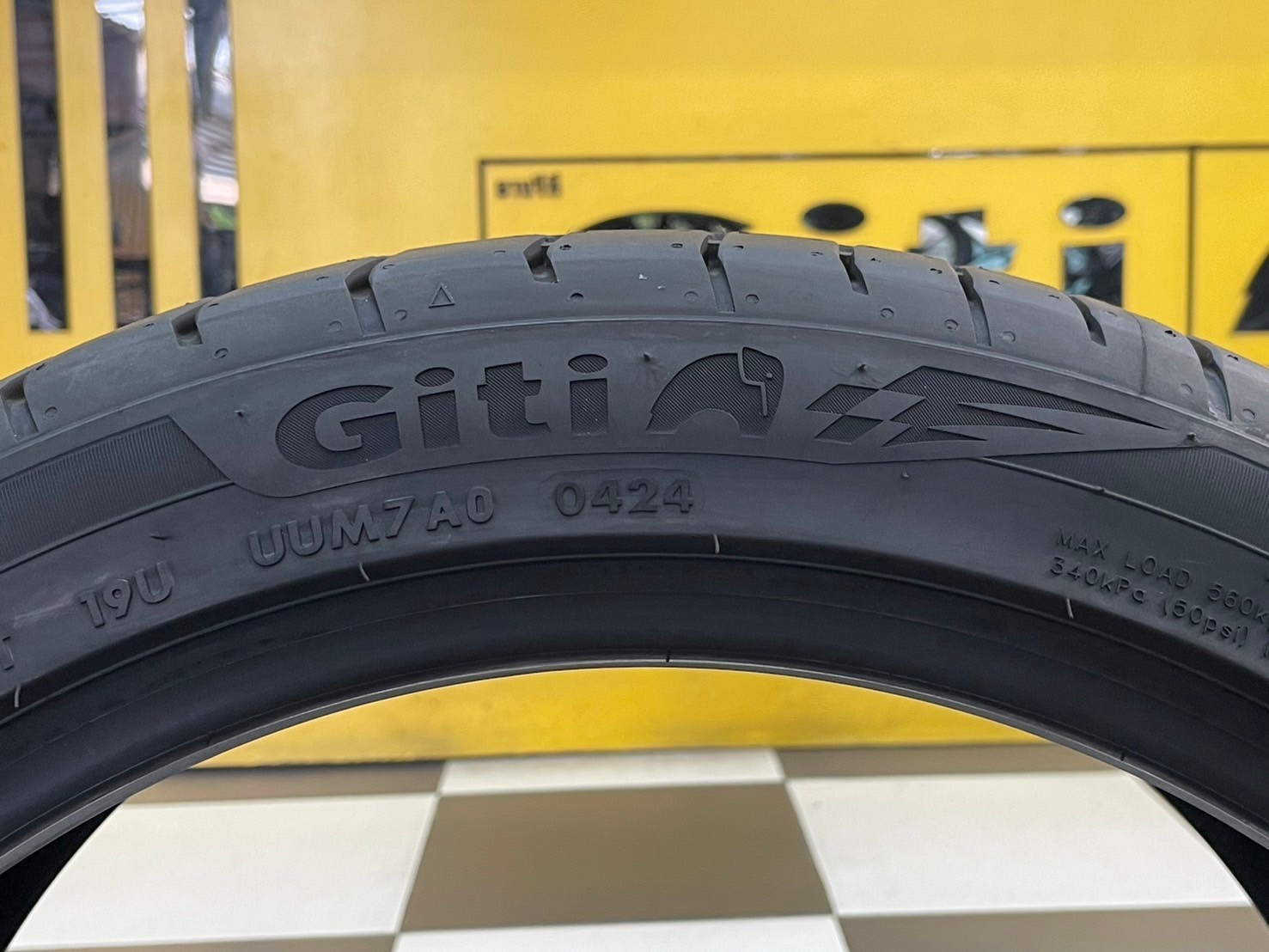GITI SPORT S2 205/45R17 ยางใหม่ปี2024