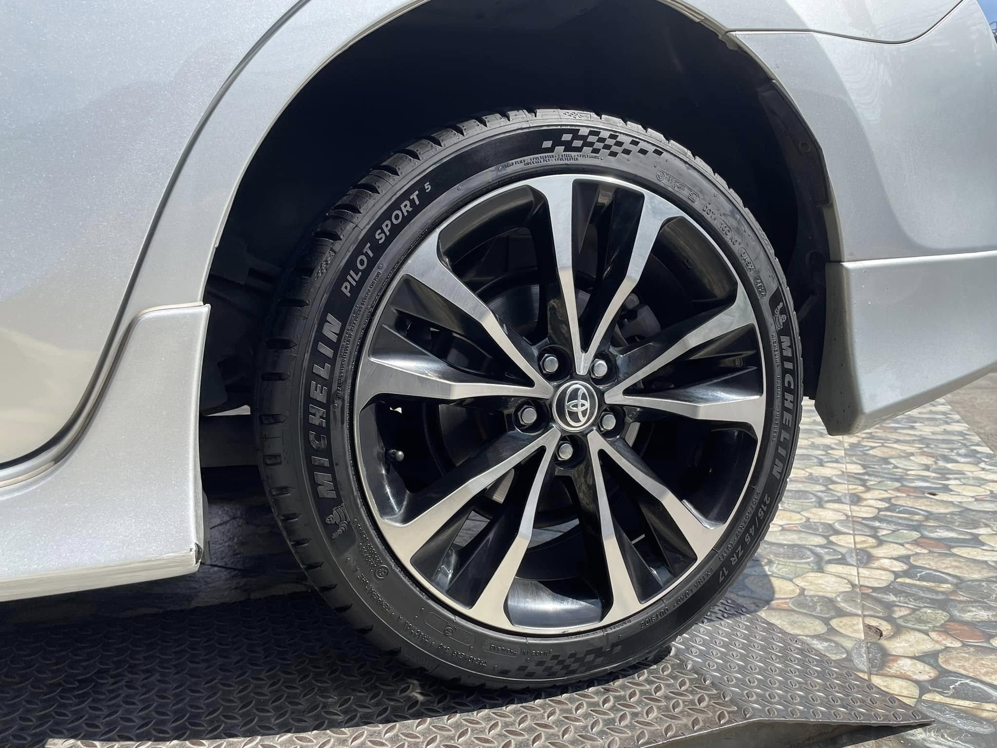 🛞❤️ #TOYOTA_ALTIS 🚘เปลี่ยนยาง 🛞🐘#MICHELIN #PILOT SPORT5 215/45R17