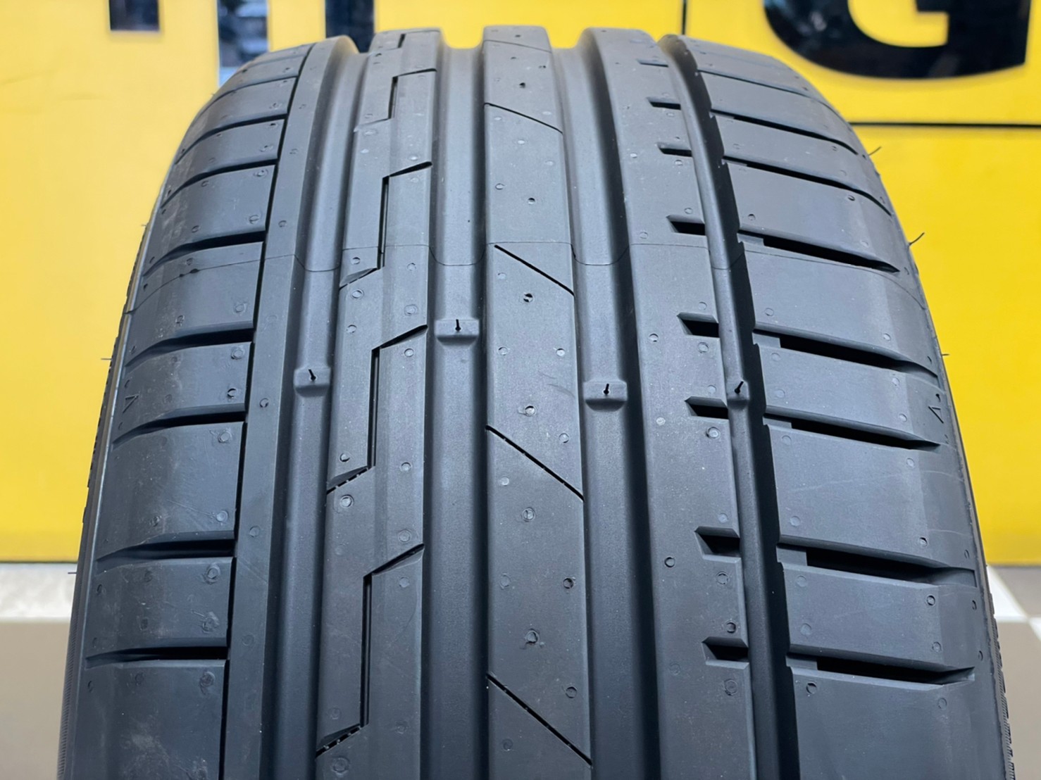 Giti Sport S2 225/45R17 ยางใหม่ปี2023