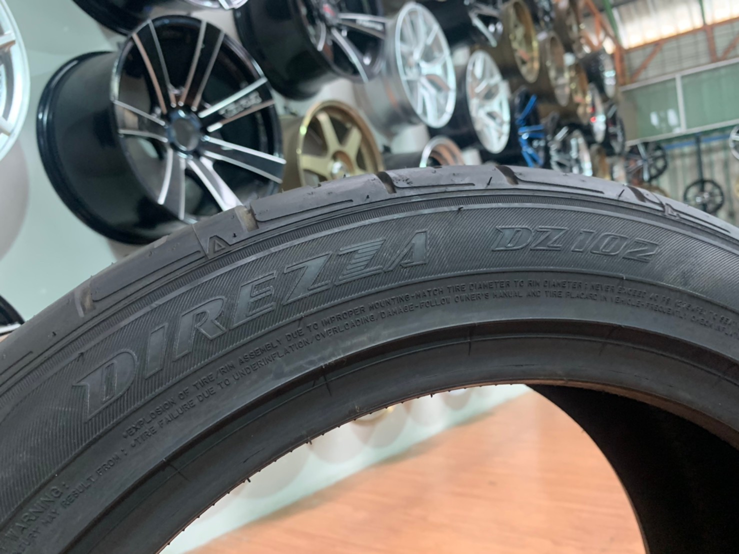 ยางใหม่ DUNLOP DZ102 255/45R18 ยางปี18