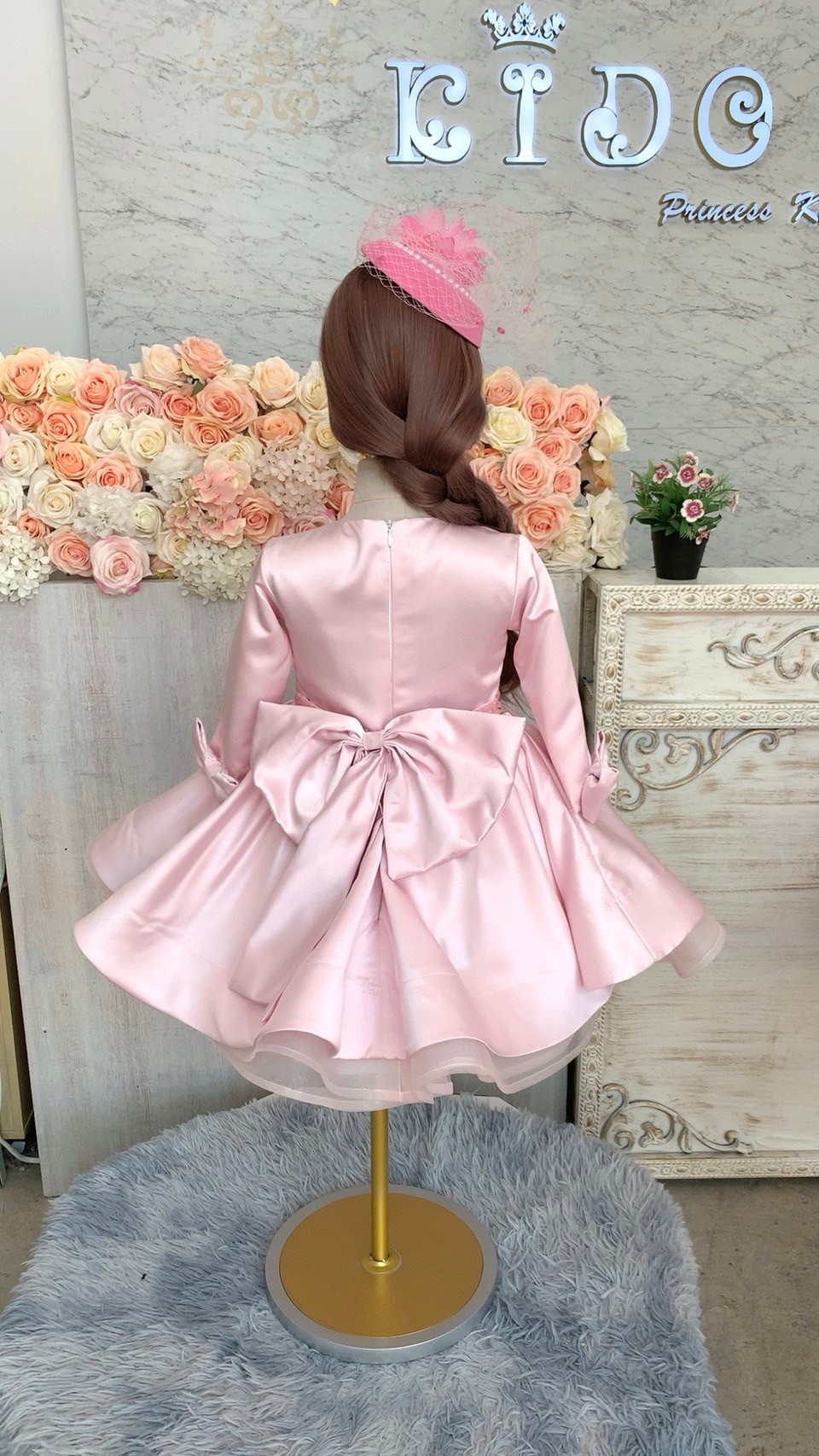 ชุดราตรีเด็ก(หน้าร้านอยู่รัชดา ลองได้ถ่ายรูปจากชุดจริง)W18972 สีชมพู แขนยาว กระโปรงสั้นฟู น่ารักมาก