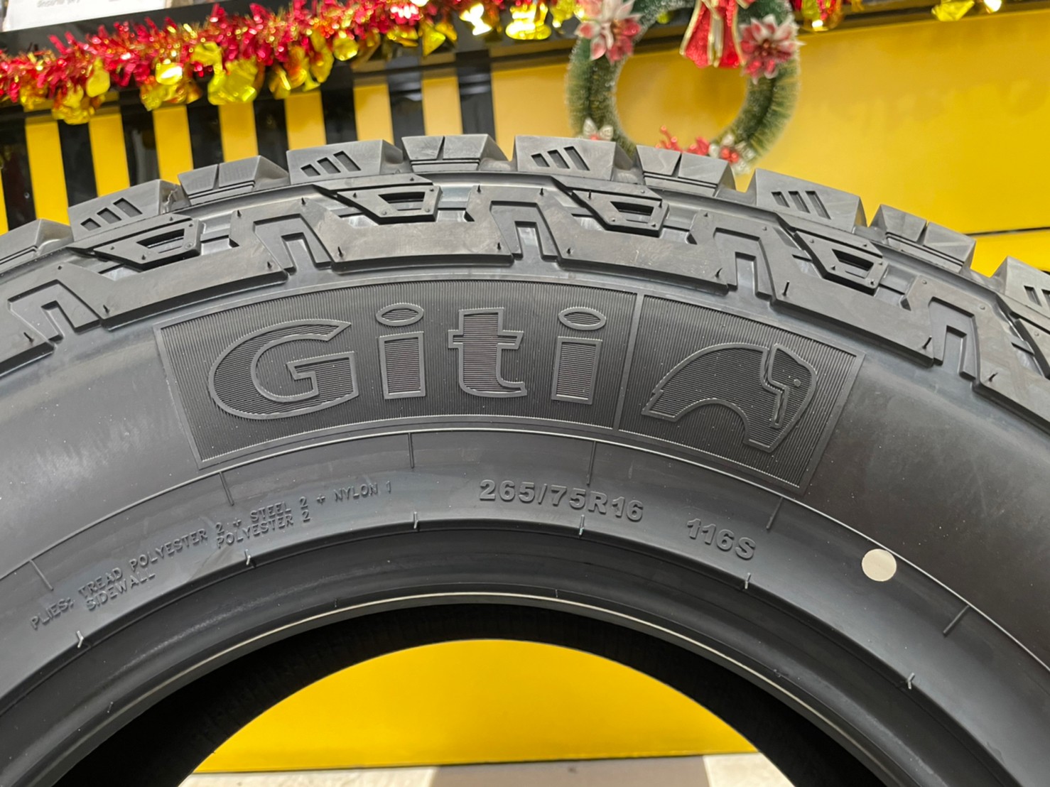 ยางจีที GITI 4x4 AT70 265/75R16 ยางใหม่ปี2023 ราคาโปรโมชั่นพิเศษ พร้อมติดตั้งฟรี