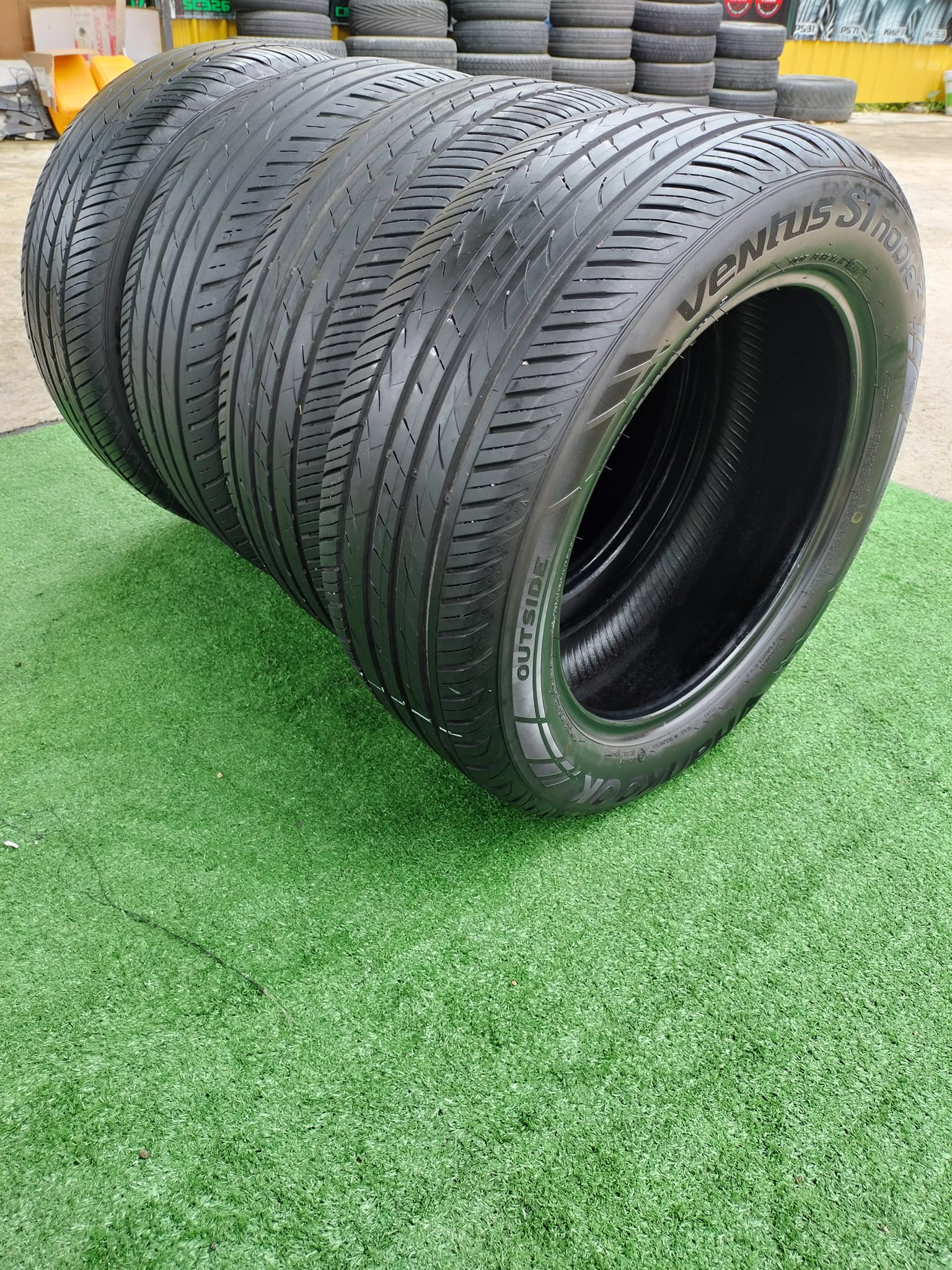 ยางมือ2 สภาพดี ขอบ16"ยี่ห้อ HANKOOK S1 215/55R16
