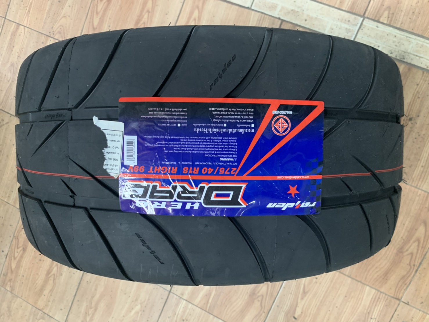 ยางซิ่ง Hero Drag 275/40ZR18 เทรดเวย์180 ตัวหนังสือขาว ยางคุณภาพดีมาตรฐานLenso