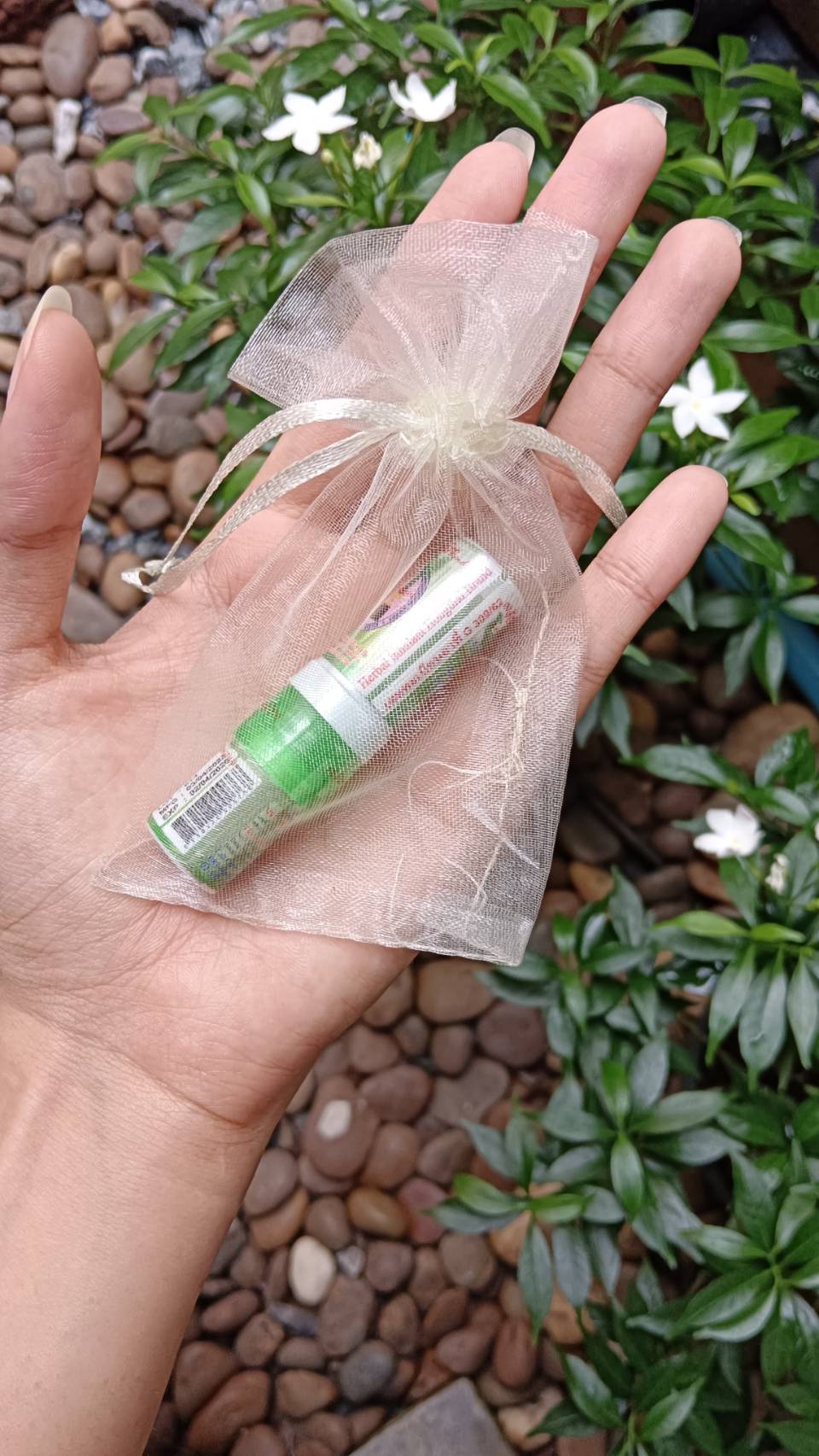 ยาดมสมุนไพรหงส์ไทยแบบหลอด แบบสองหัว ยาดมลิซ่า ความหอมสดชื่นระดับตำนาน