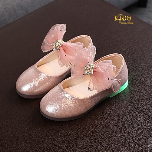 รองเท้าเด็ก(หน้าร้านอยู่รัชดา ลองได้)H108สีชมพู หน้าโบว์ที่เท้า