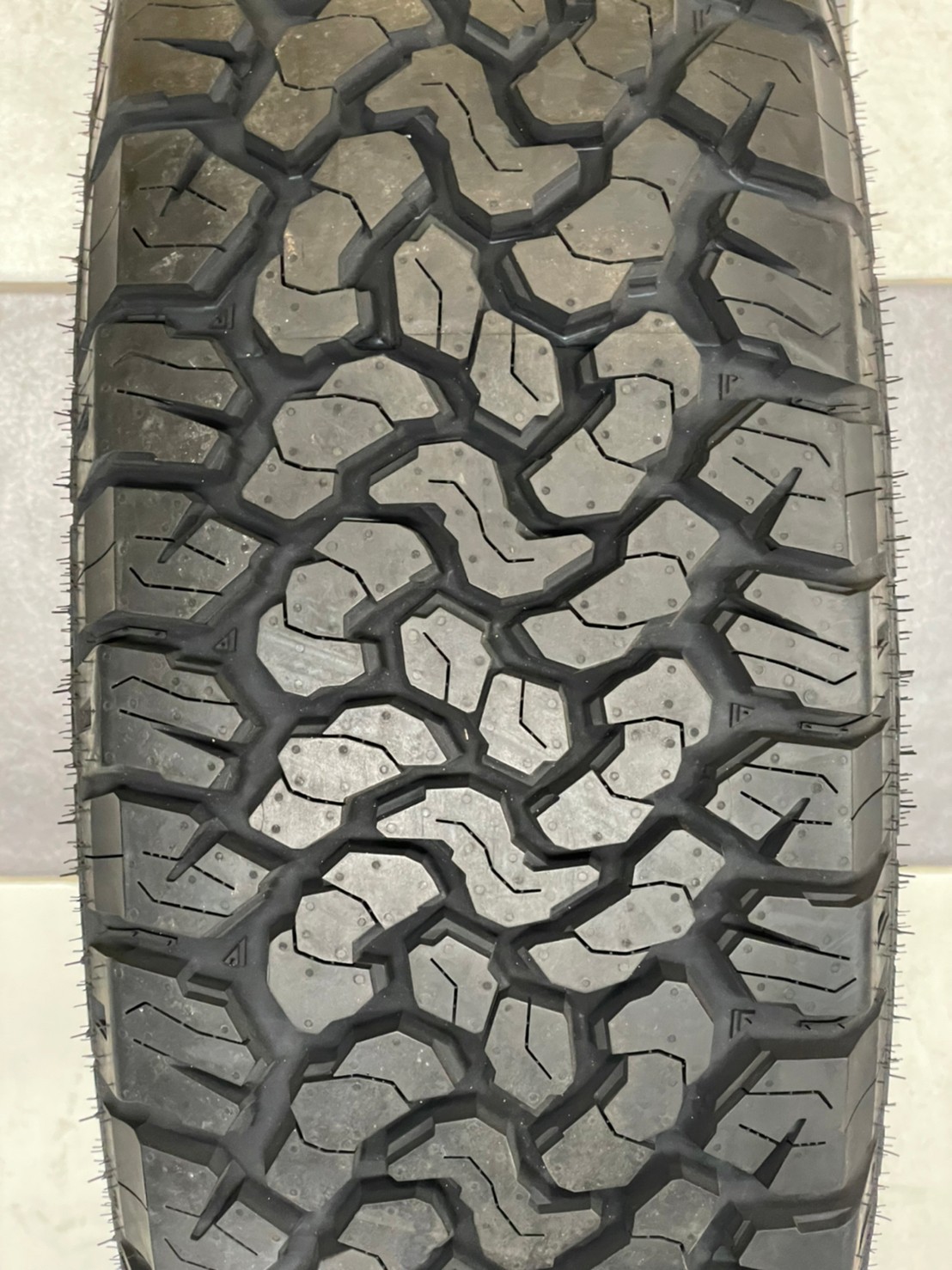 ยางไทย LEAO TIRES AT-2 265/70R16 ยางใหม่ปี2022