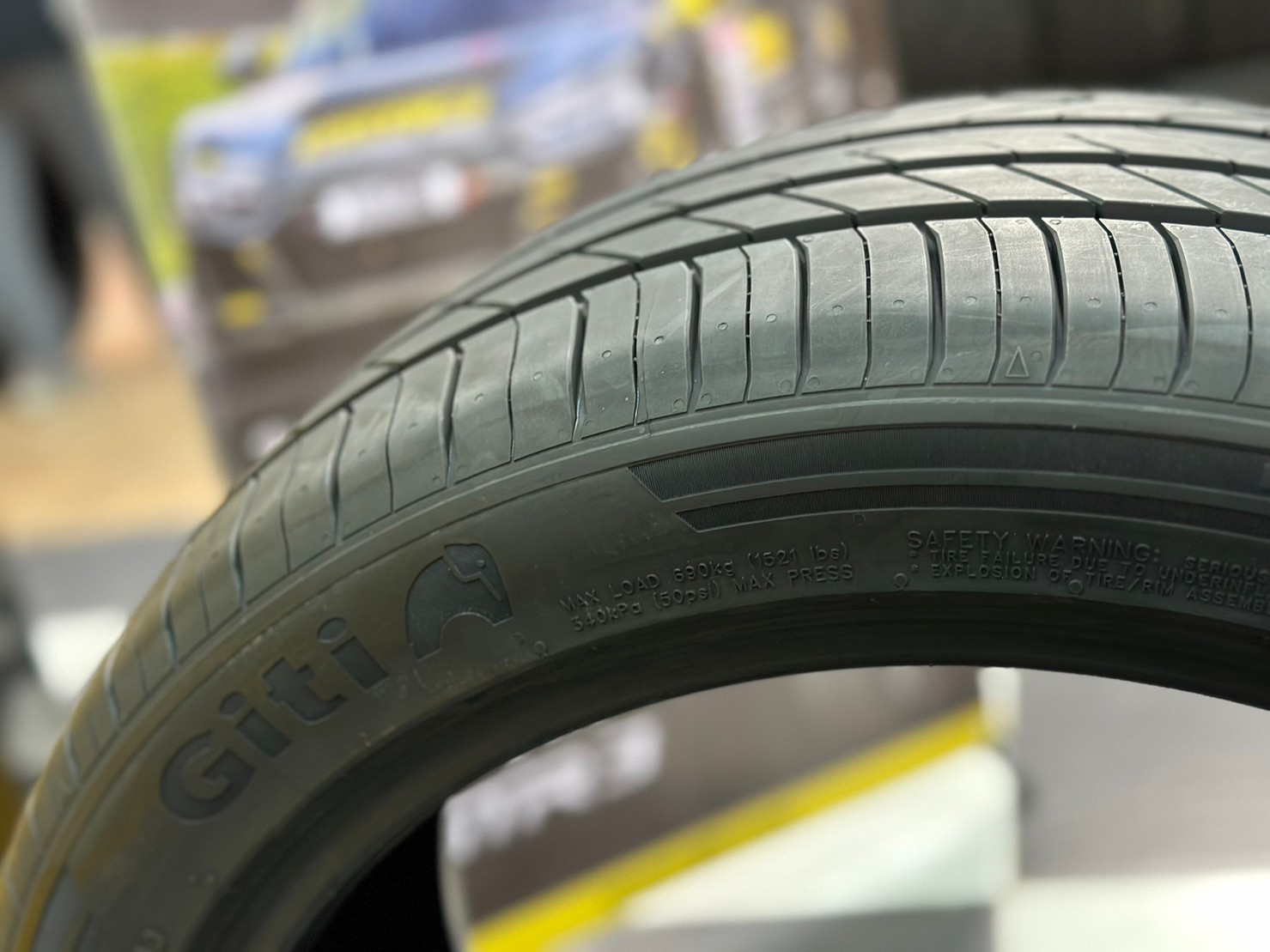 GITI Runflat ยางจีที รันแฟลต GITI Control P10 225/45RF18