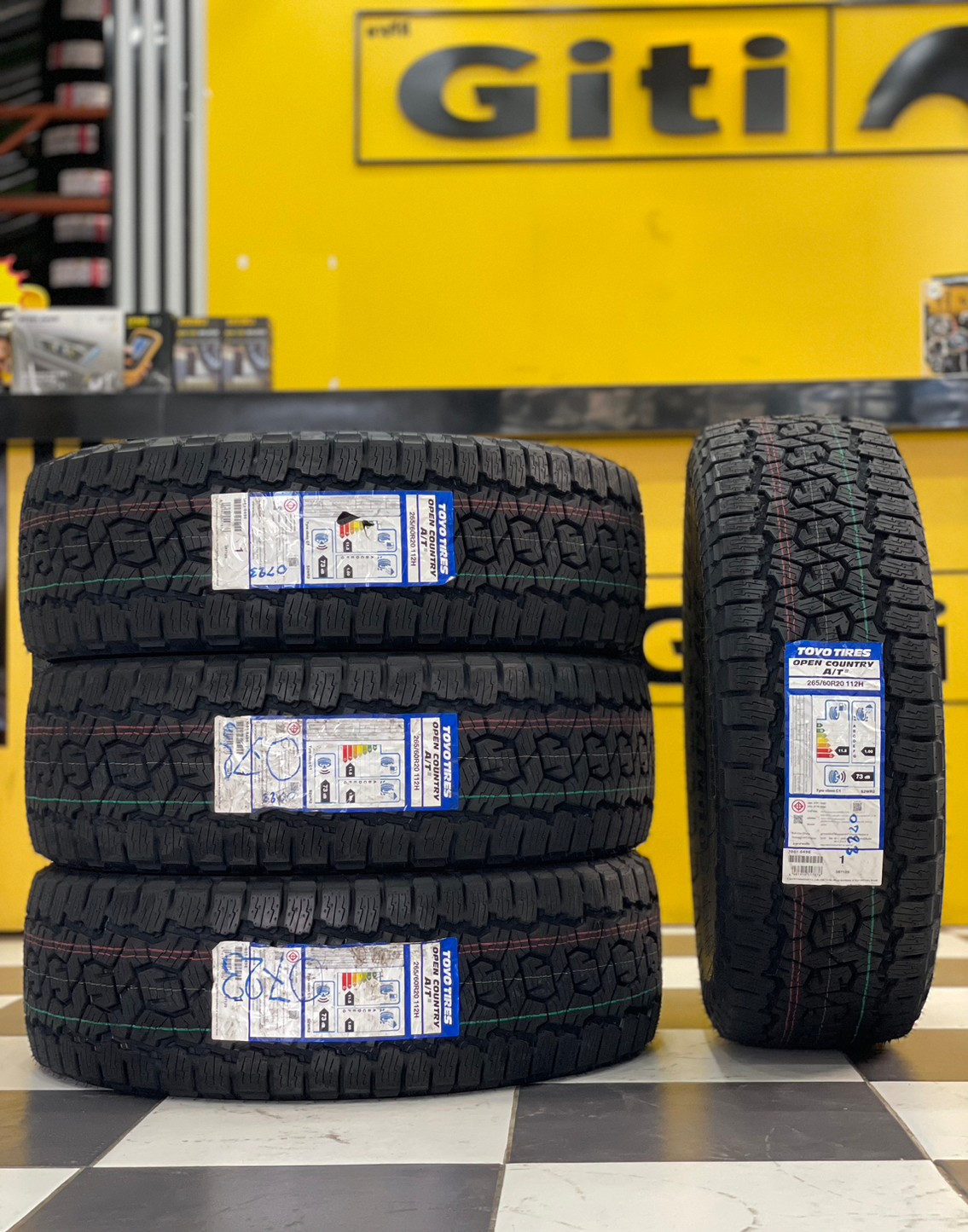 TOYO OPEN COUNTRY AT III 265/60R20 ยางใหม่2023
