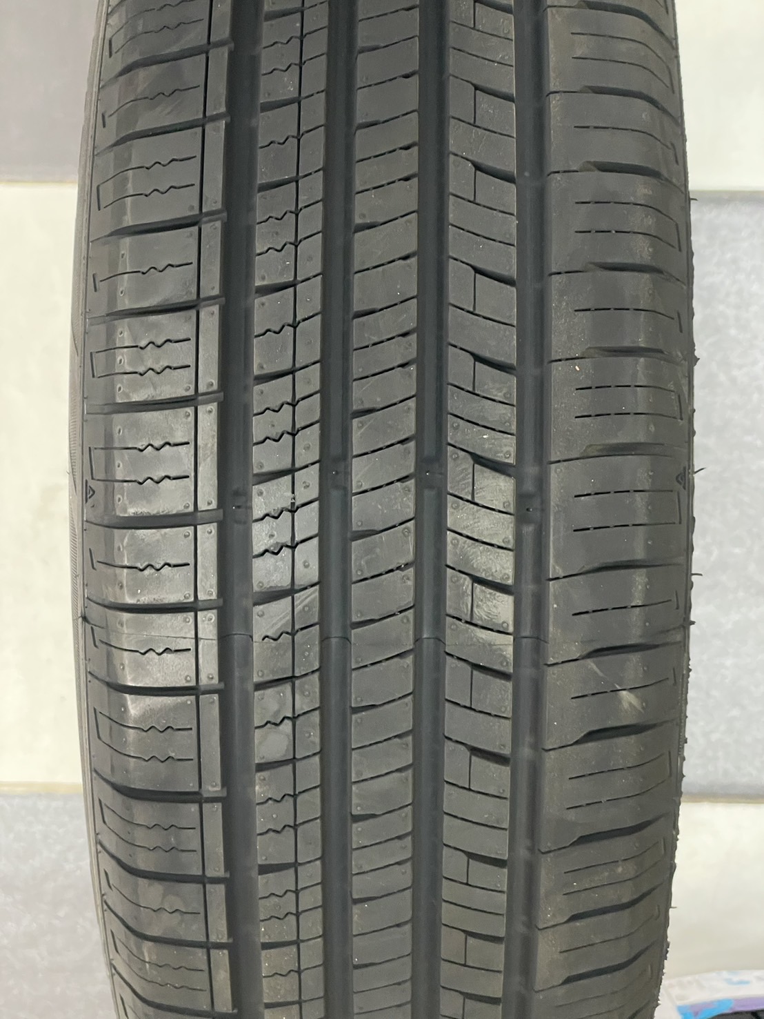 ยางใหม่FORTUNE (ฟอร์จูน) 185/65R15 ยาง Made in Thailand ยางปลายปี23 นุ่มเงียบ รีดน้ำดี (4เส้น)