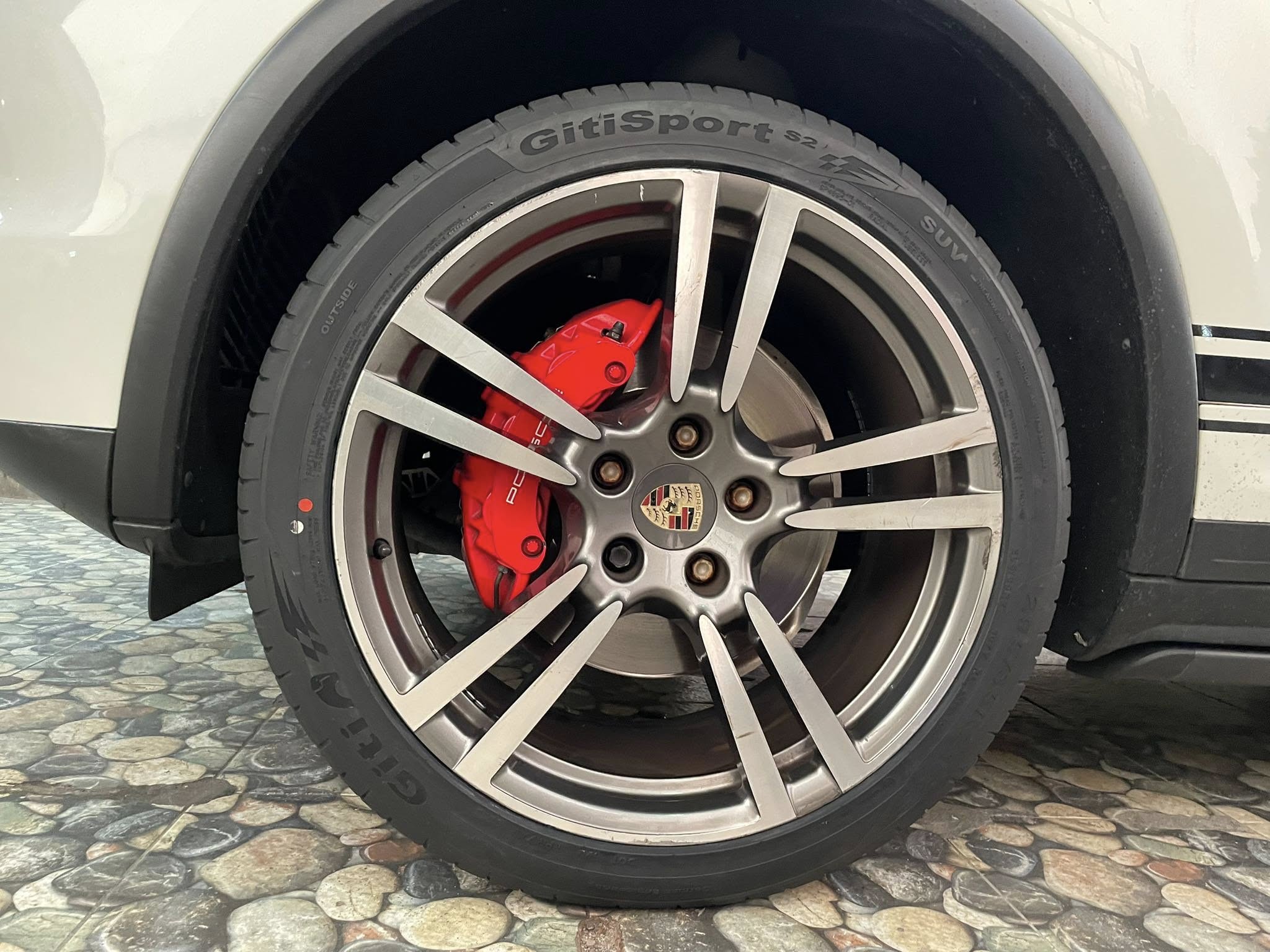 🛞#PORSCHE_CAYENNE🚘เปลี่ยนยาง จีที ยางสปอร์ตสมรรถนะสูง 🛞🐘#GITI_SportS2_295/35R21