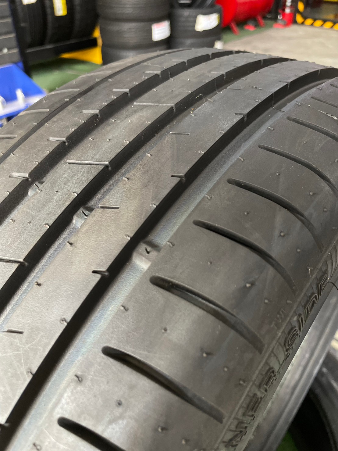 Apollo Aspire4G 205/45R17 ยางใหม่ปี21 (มี2เส้น)