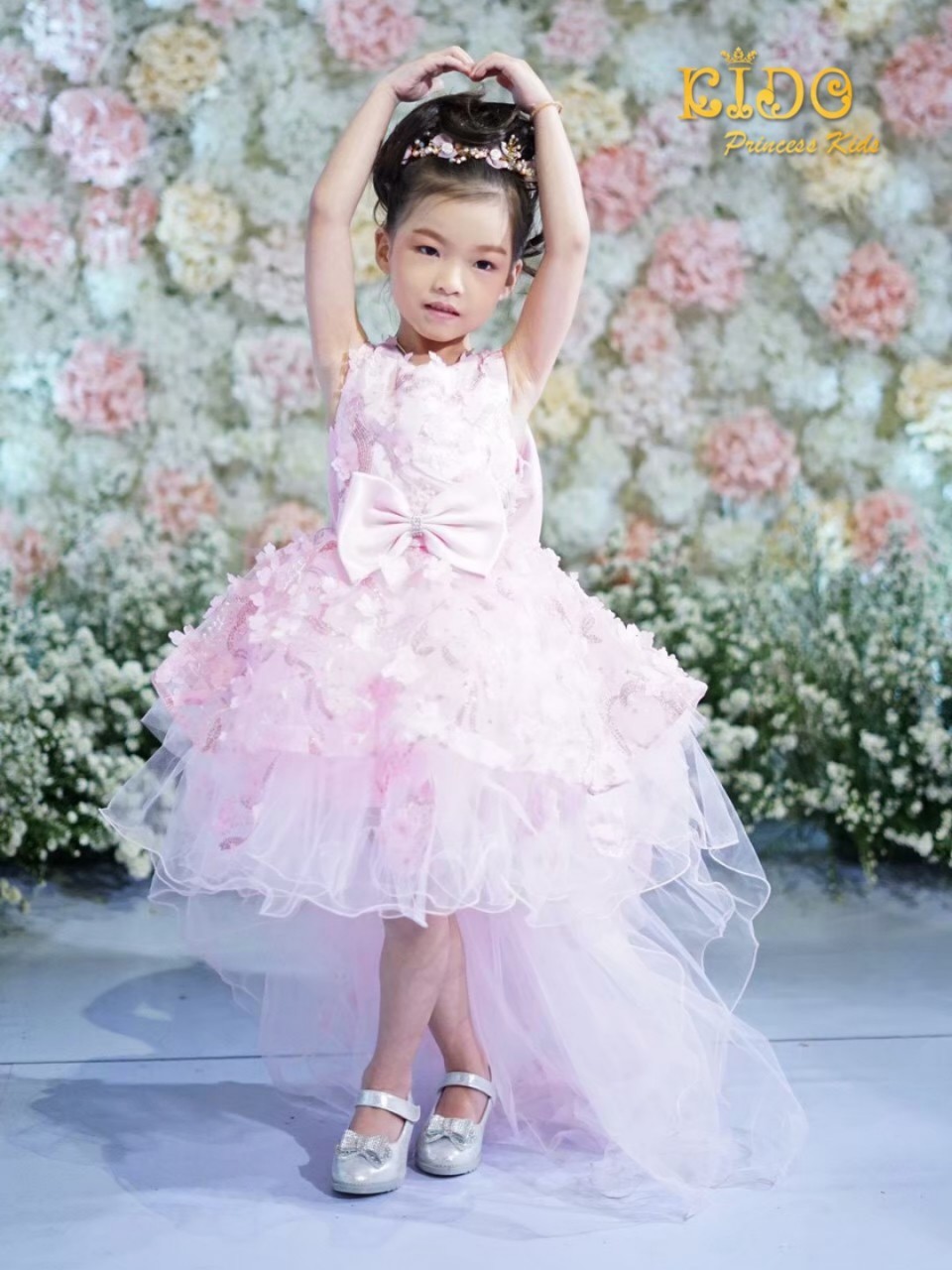 ชุดออกงานเด็ก 