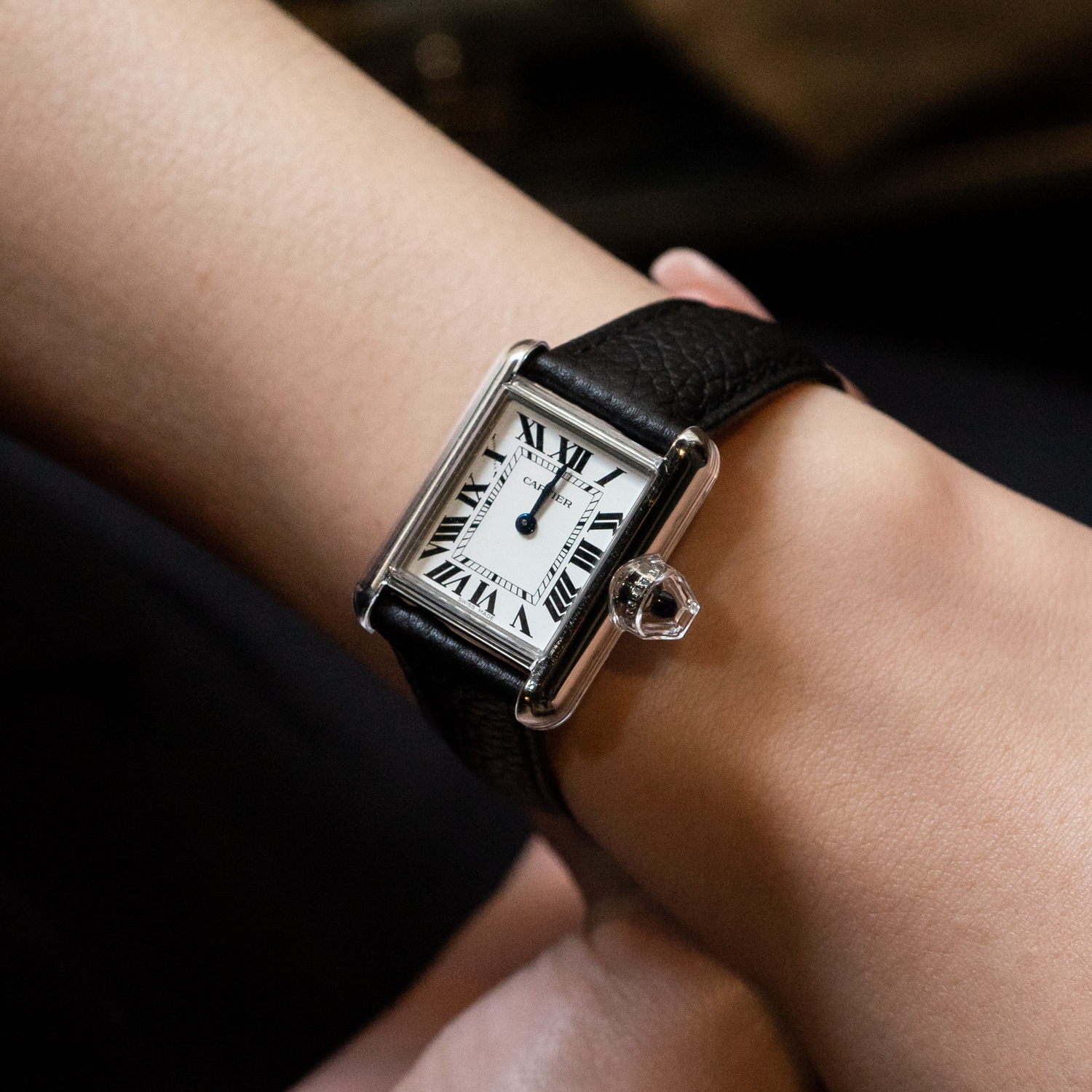 นาฬิกา Cartier Tank Must Watch Small model in Steel, Automatic Movement, Interchangeable Black Grained Calfskin Strap Ref. WSTA0042 (Used) +กล่องและการ์ดไทย2022
