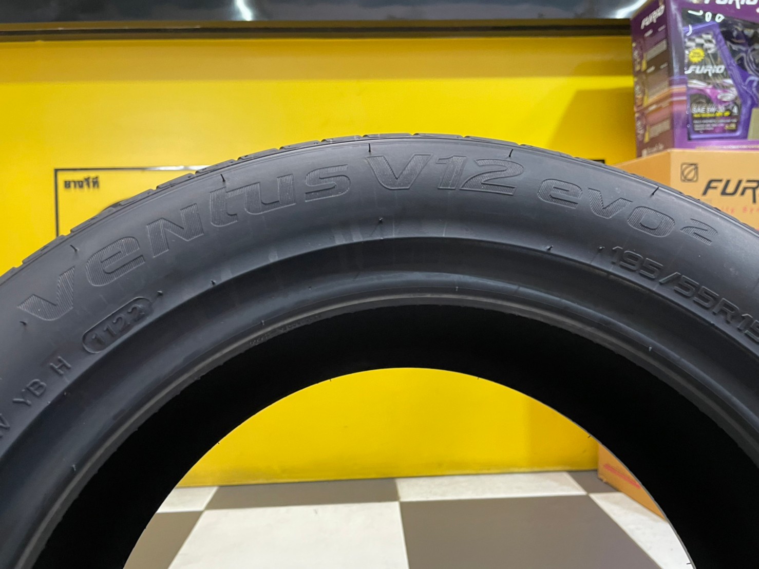 Hankook_Vantus V12 195/55R15 ยางลายซิ่ง ขวัญใจวัยรุ่น