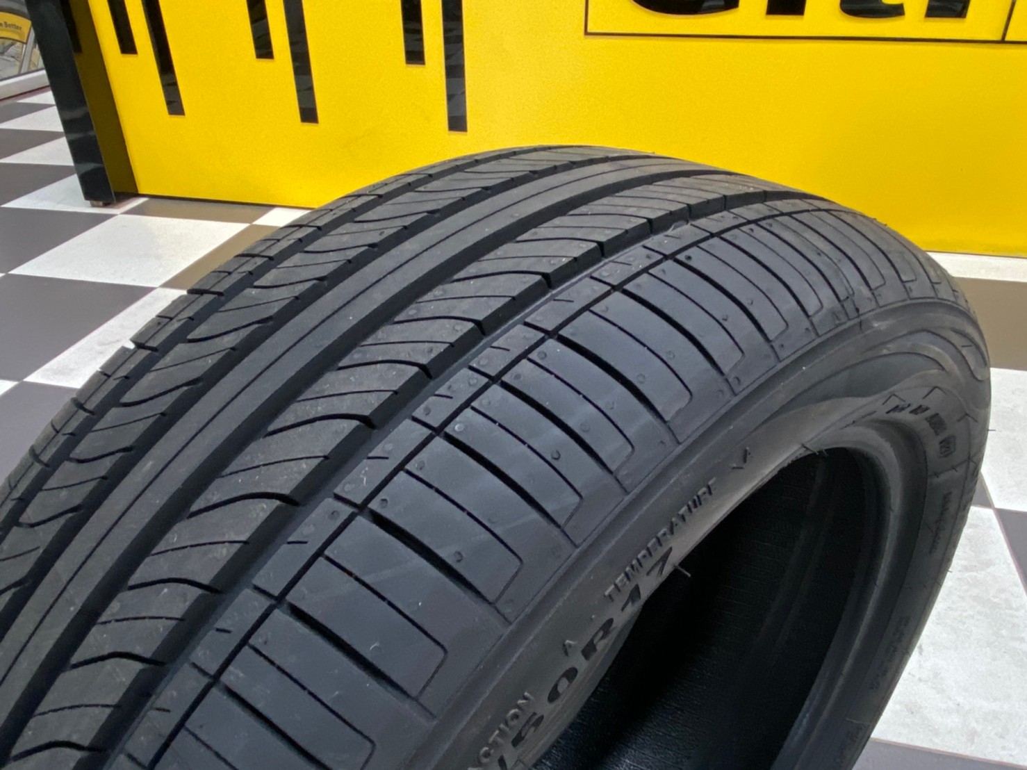 Giti ComfortF22 215/50R17 ยางใหม่ปี2023