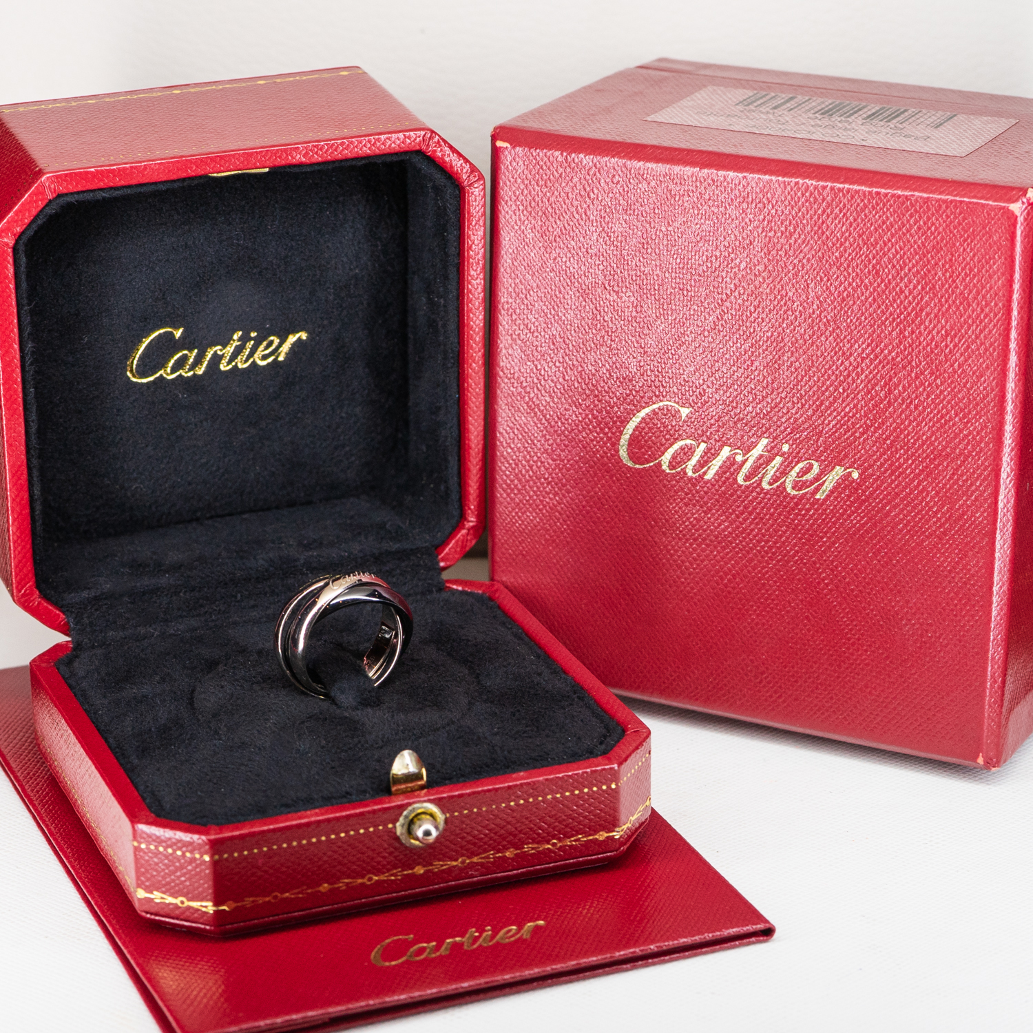 แหวน Cartier Trinity Classic Ceramic ทองคำขาว 18K และ เซลามิก ไซส์46# +กล่องและการ์ด (Used)