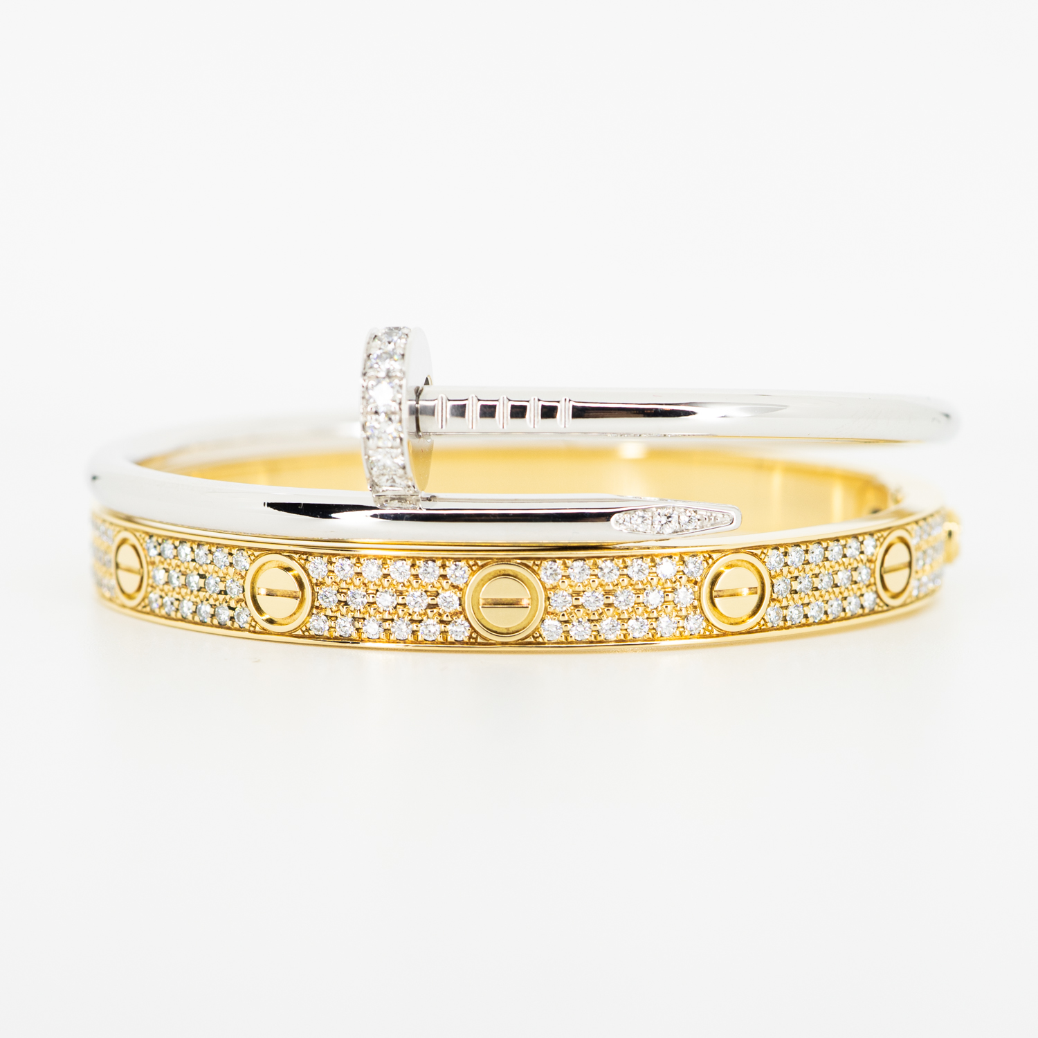 **สำหรับข้อมือขนาด 16cm** กำไล Cartier Love Bracelet, Diamond-Paved ทองคำ18K x กำไล Cartier Juste Un Clou Bracelet with Pave Diamond ทองคำขาว 18K (Used)