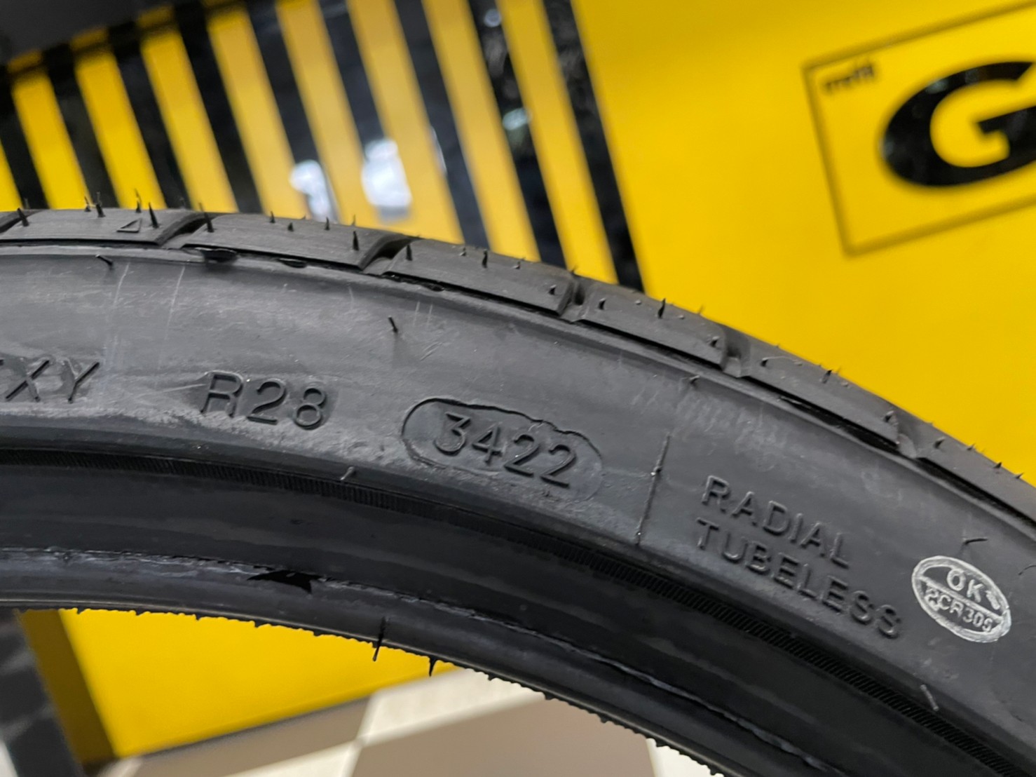 225/35R19 MINERVA F205 ยางสปอร์ต คุณภาพดี นุ่มเงียบ