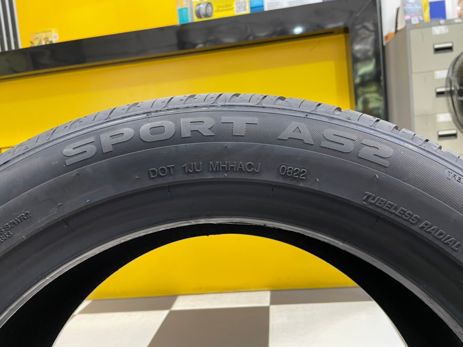 ยางใหม่ยางไทย สปอร์ตนุ่มหนึบ GOODRIDE AS2 235/50R18 เทรดเวย์280 ยางใหม่ปี2022