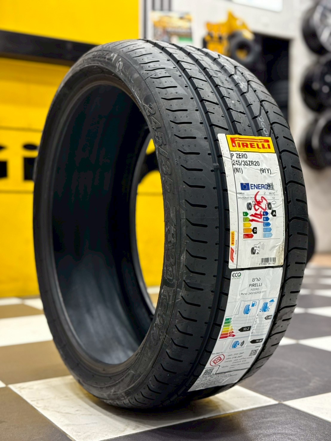 ยาง Pirelli P ZERO N1 ขนาด 245/35R20 ยางใหม่ปี2025