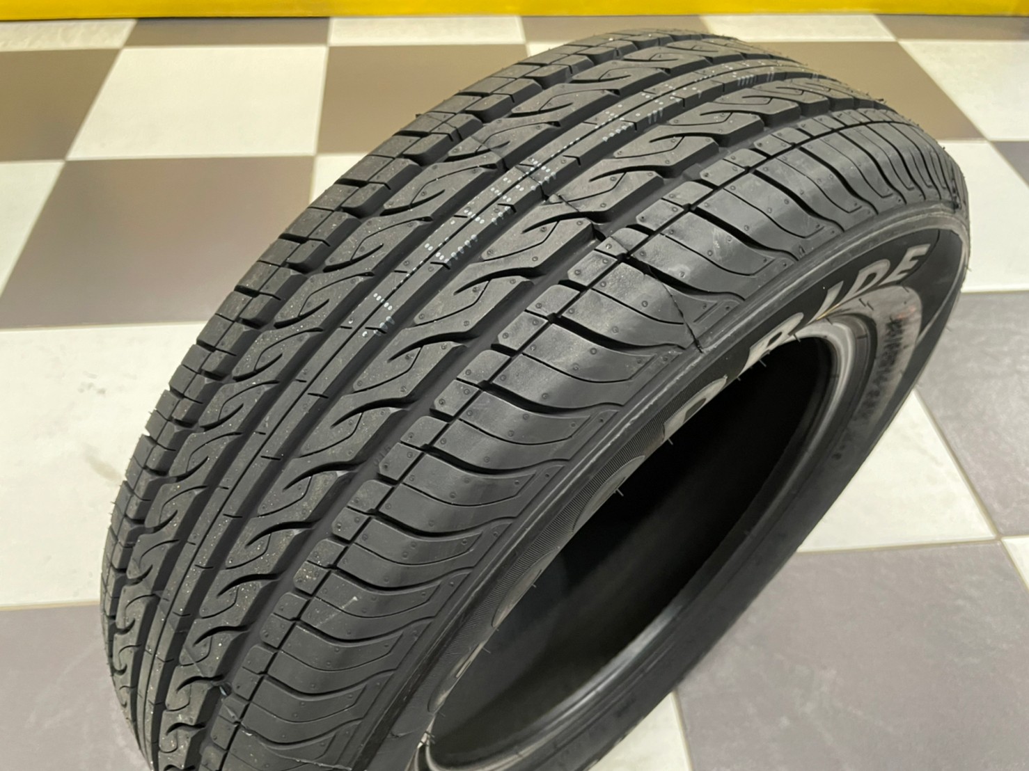 185/65R14 GOODRIDE RP88 ยางใหม่ปี2022