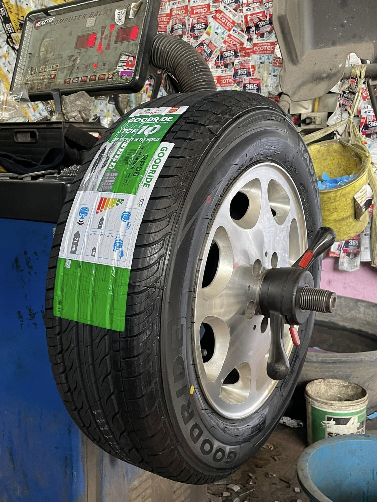 #BENZ_E220🛞 #GOODRIDE_RP88_195/65R15