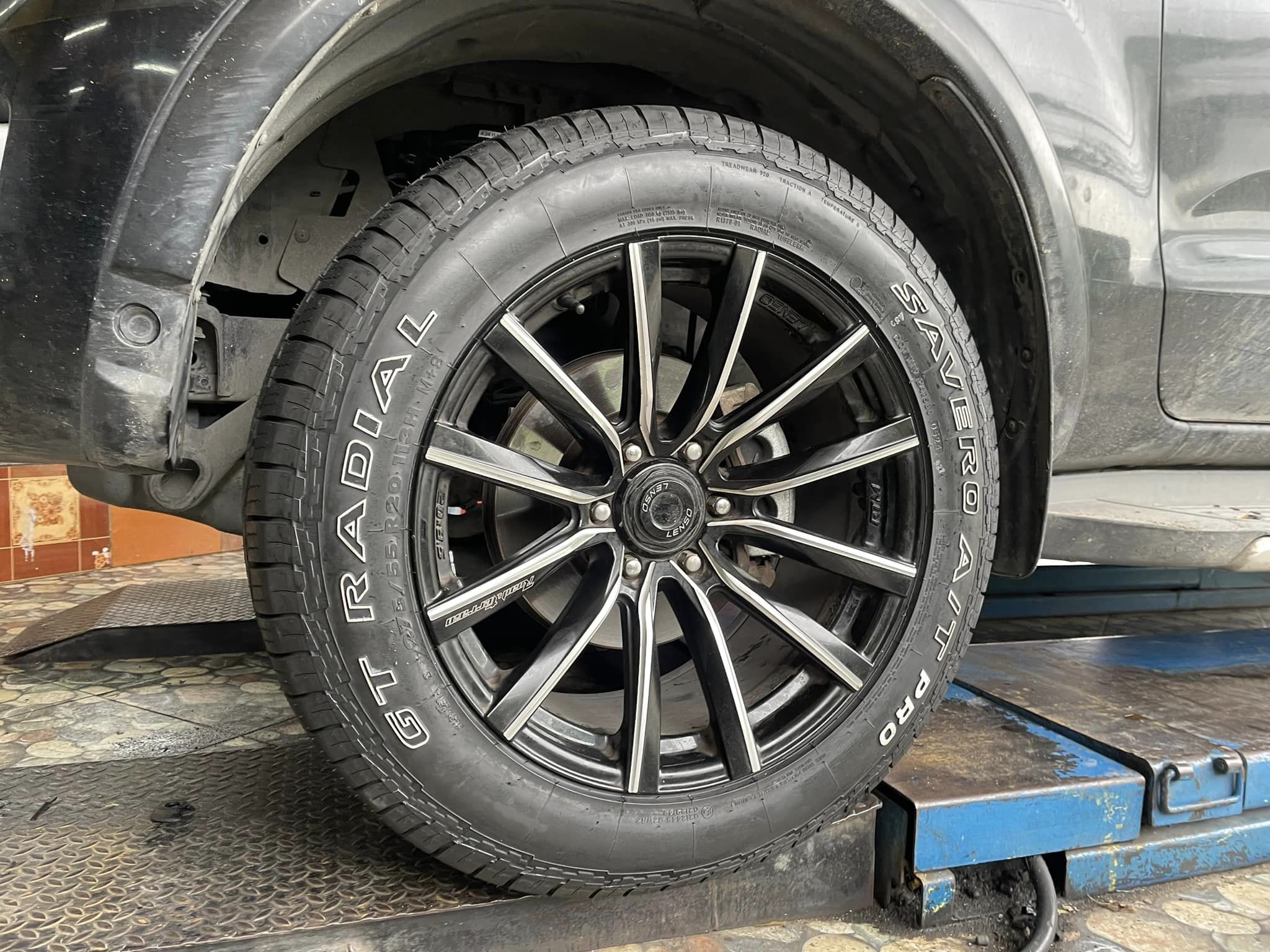 🚘 #FORD_EVERESTเปลี่ยนยาง 🛞 #GT RADIALSAVERO A/T PRO 275/55R20