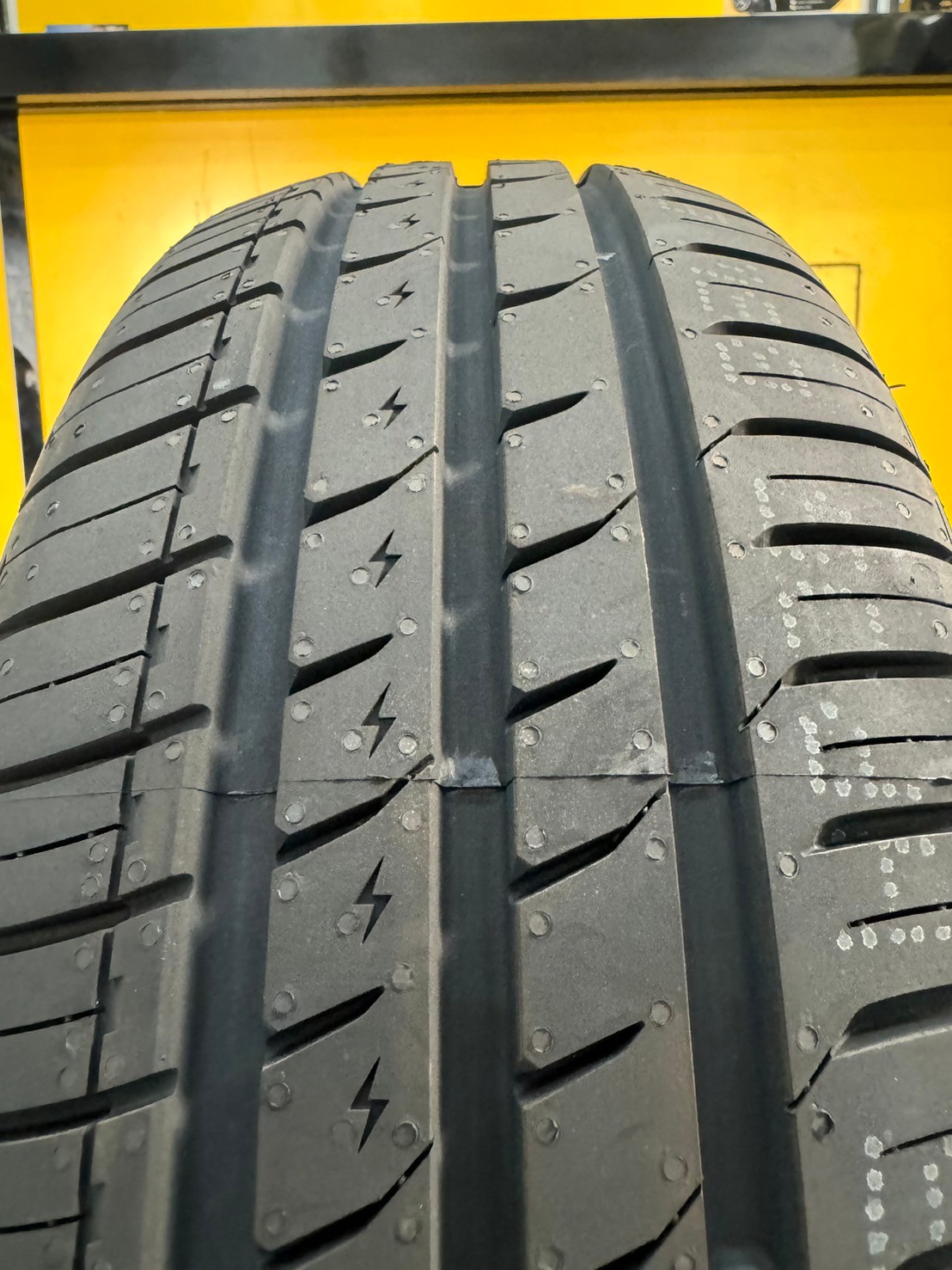 ยางใหม่ SAILUN ATREZZO ECO 165/50R15 ยางใหม่ปี2024 ยางคุณภาพดี นุ่มเงียบ