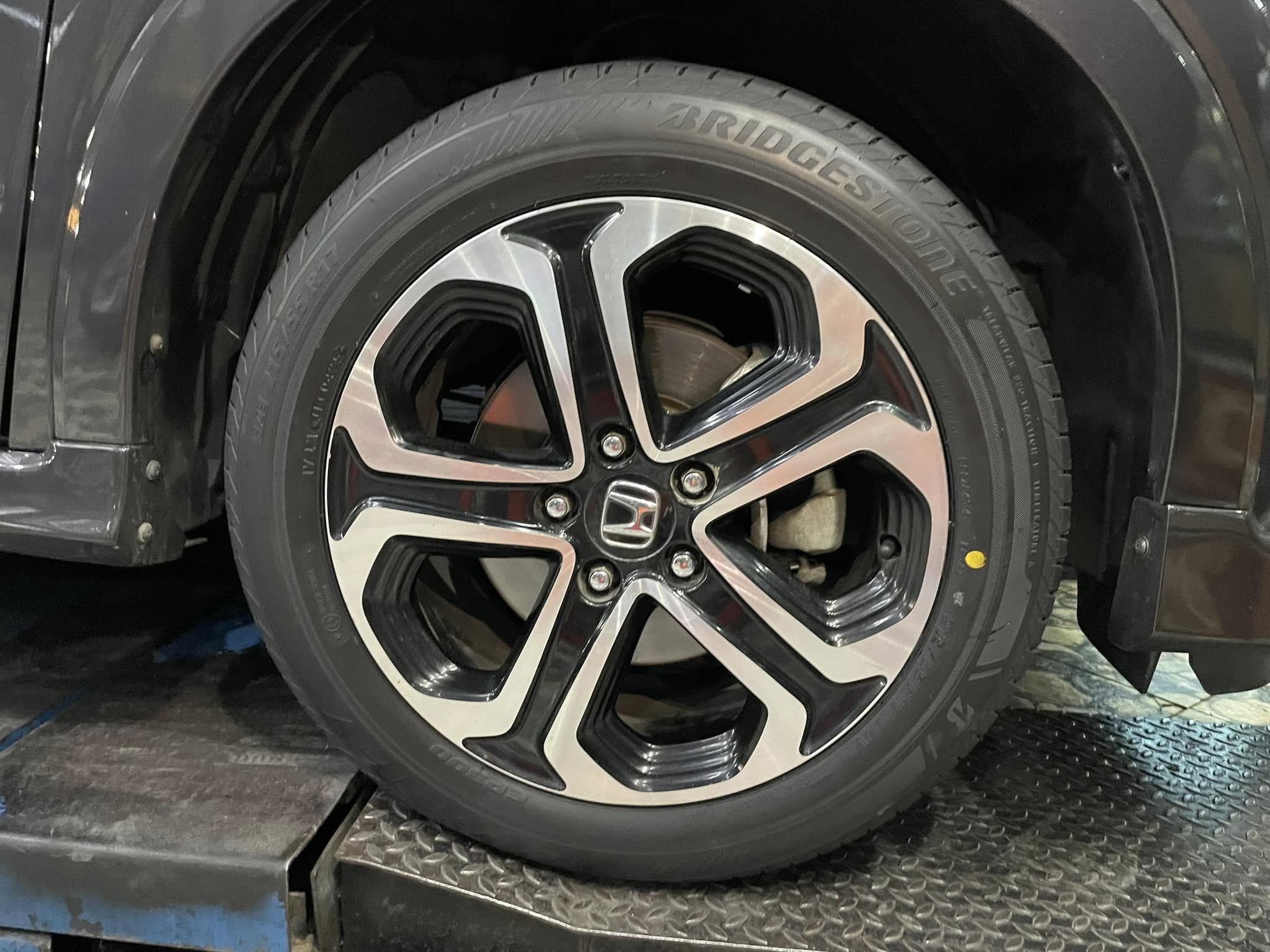 🛞❤️ #HONDA_HR-V เปลี่ยนยาง 🛞🐘#Bridgestone #Ecopia #EP300 215/55R17
