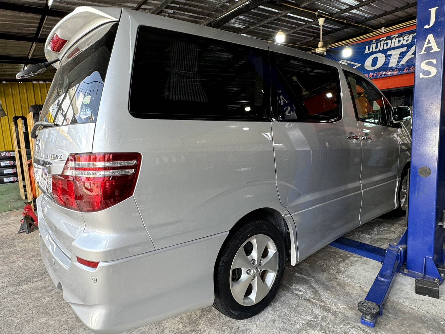 🚘 #TOYOTA_ALPHARD #มั่นใจใช้ยางโอตานิ เปลี่ยนยาง #OTANI_KC2000_225/55R17