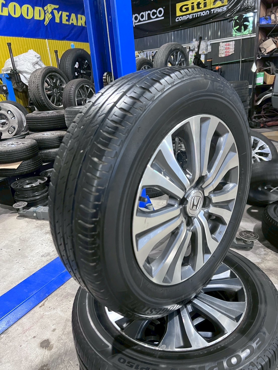 ล้อแม็กซ์เดิม HONDA CITY ขอบ 15 นิ้ว รูน็อต 4x100