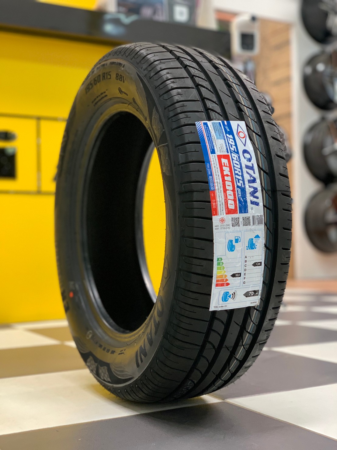 195/60R15 ยางใหม่ นุ่มเงียบ OTANI EK1000 ยางใหม่ปี2021 ราคาพิเศษพร้อมติดตั้งฟรี สามารถสอบถามเพิ่มเติมได้ค่ะ