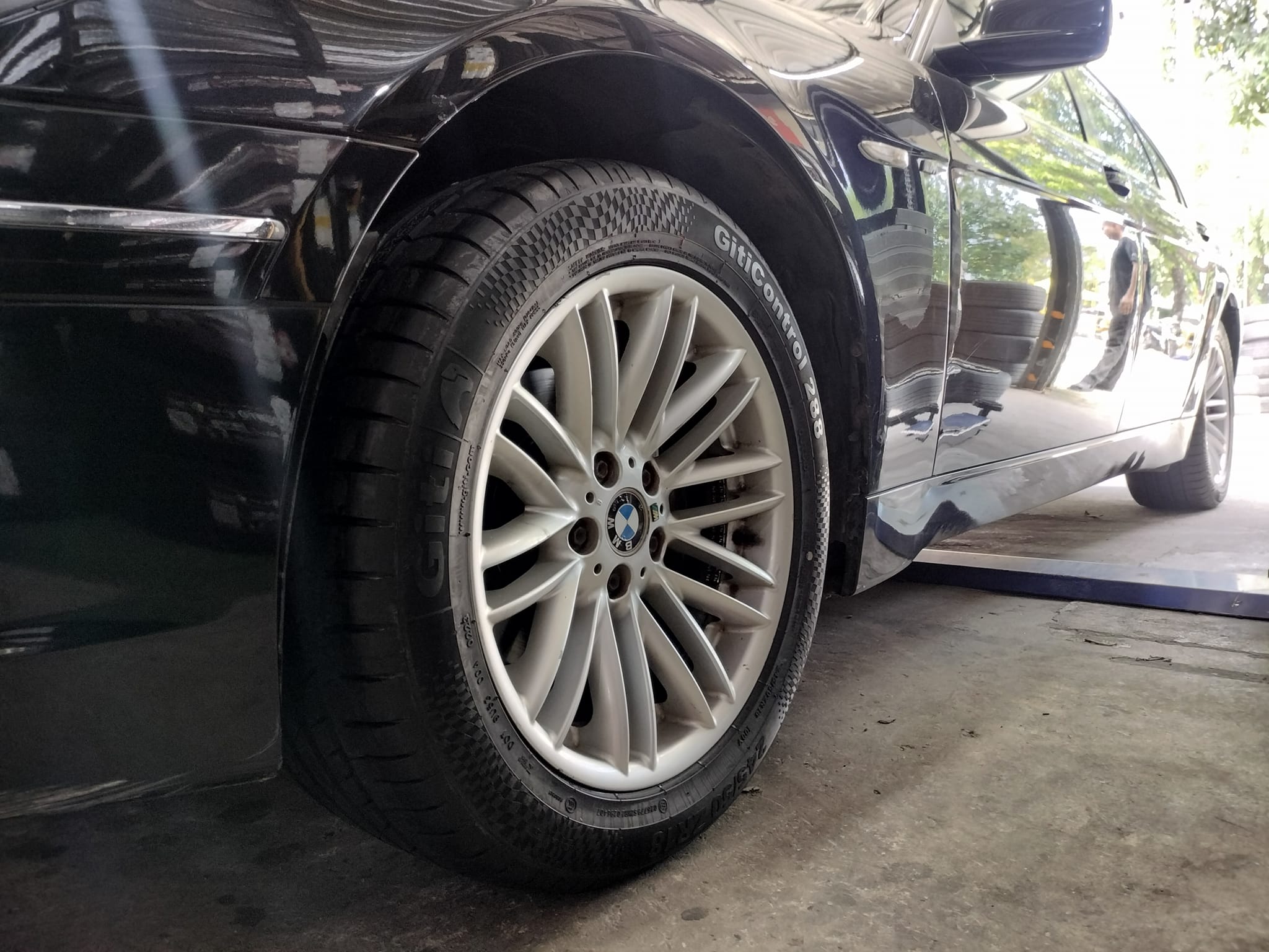#BMW_730LI #GITI_CONTROL288_245/50R18