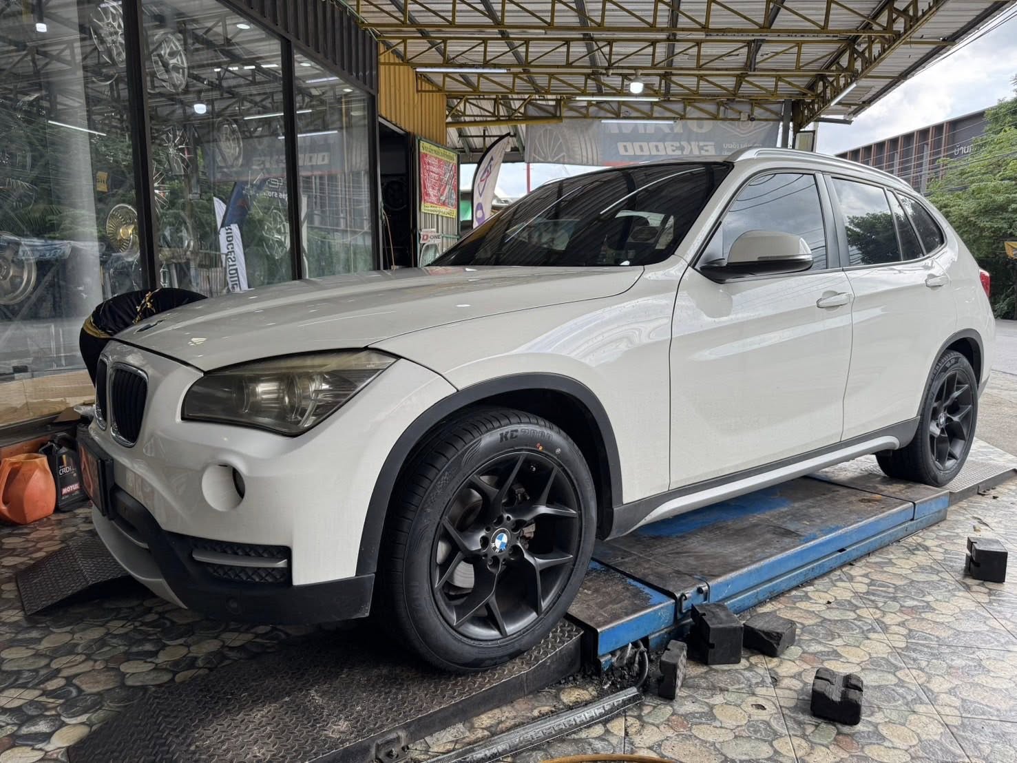 BMW_X1🚘เปลี่ยนยาง 🛞🐘#OTANI_KC2000_235/50R18
