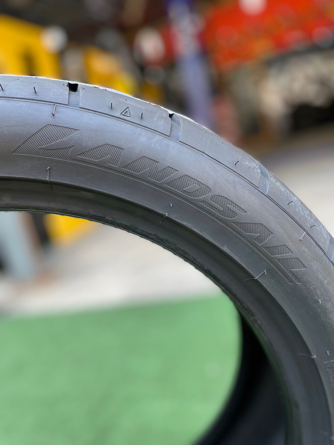 215/45R17 ยางสปอร์ตลายซิ่ง คุณภาพดี Lansail RS009 ยางใหม่ปี2023