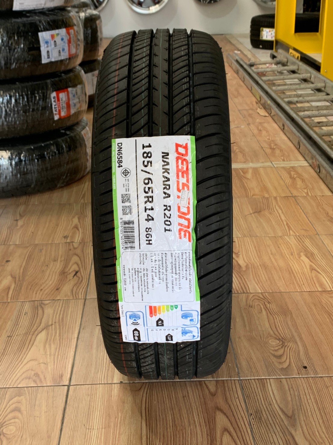 185/65R14 Deestone NakaraR201 ยางใหม่ปี2021 ยางลายสปอร์ต ยางไทยคุณภาพดี