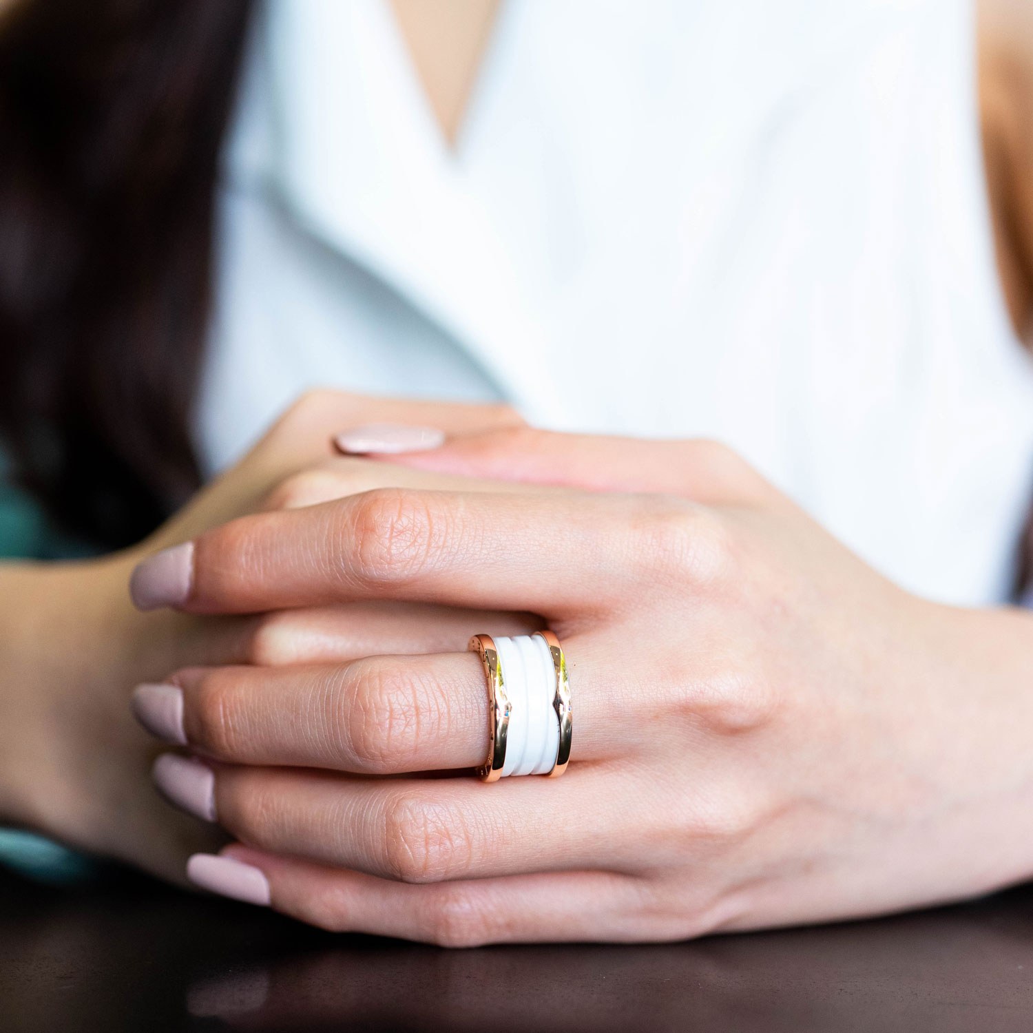 ** Hold k.pitchyy ** แหวน Bvlgari B.zero1 4band white ceramic ทองชมพู18K ไซส์ 50# (Used)